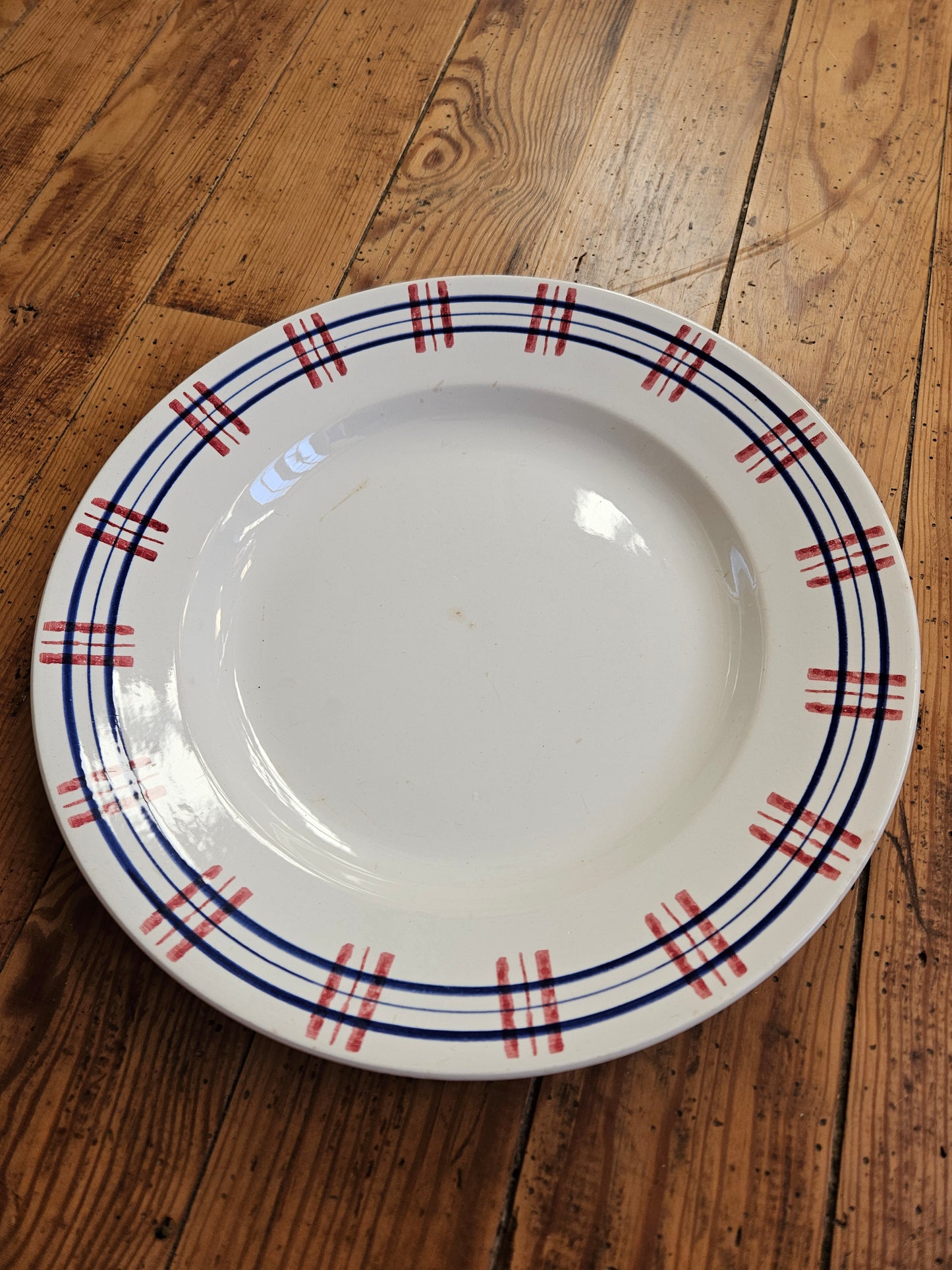 Plat rond Digoin, Poitou