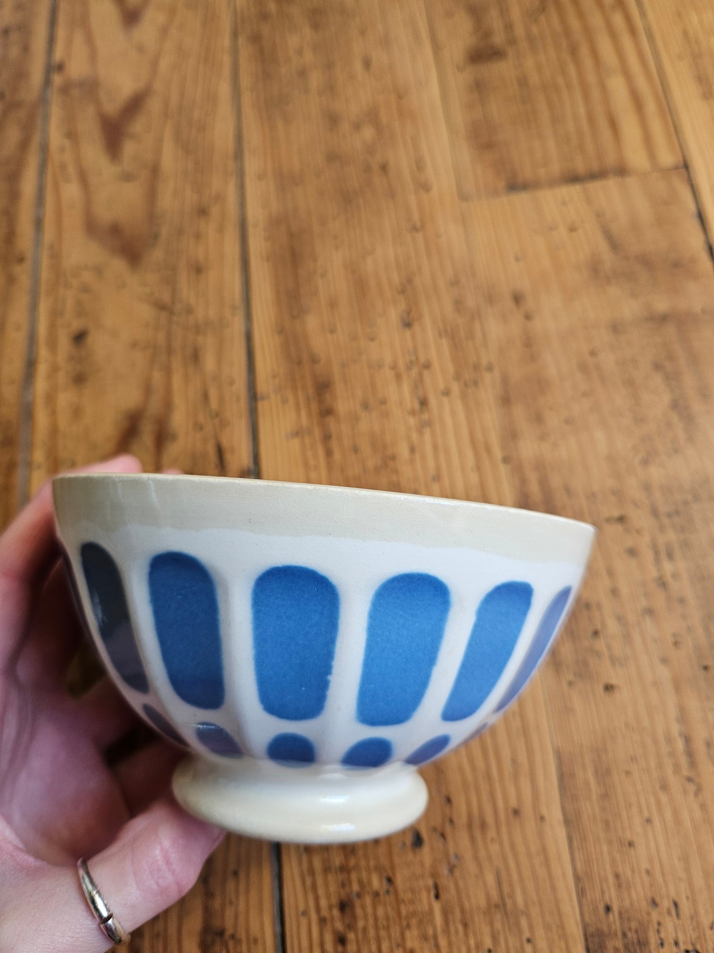 Bol à facettes Digoin, décor bleu
