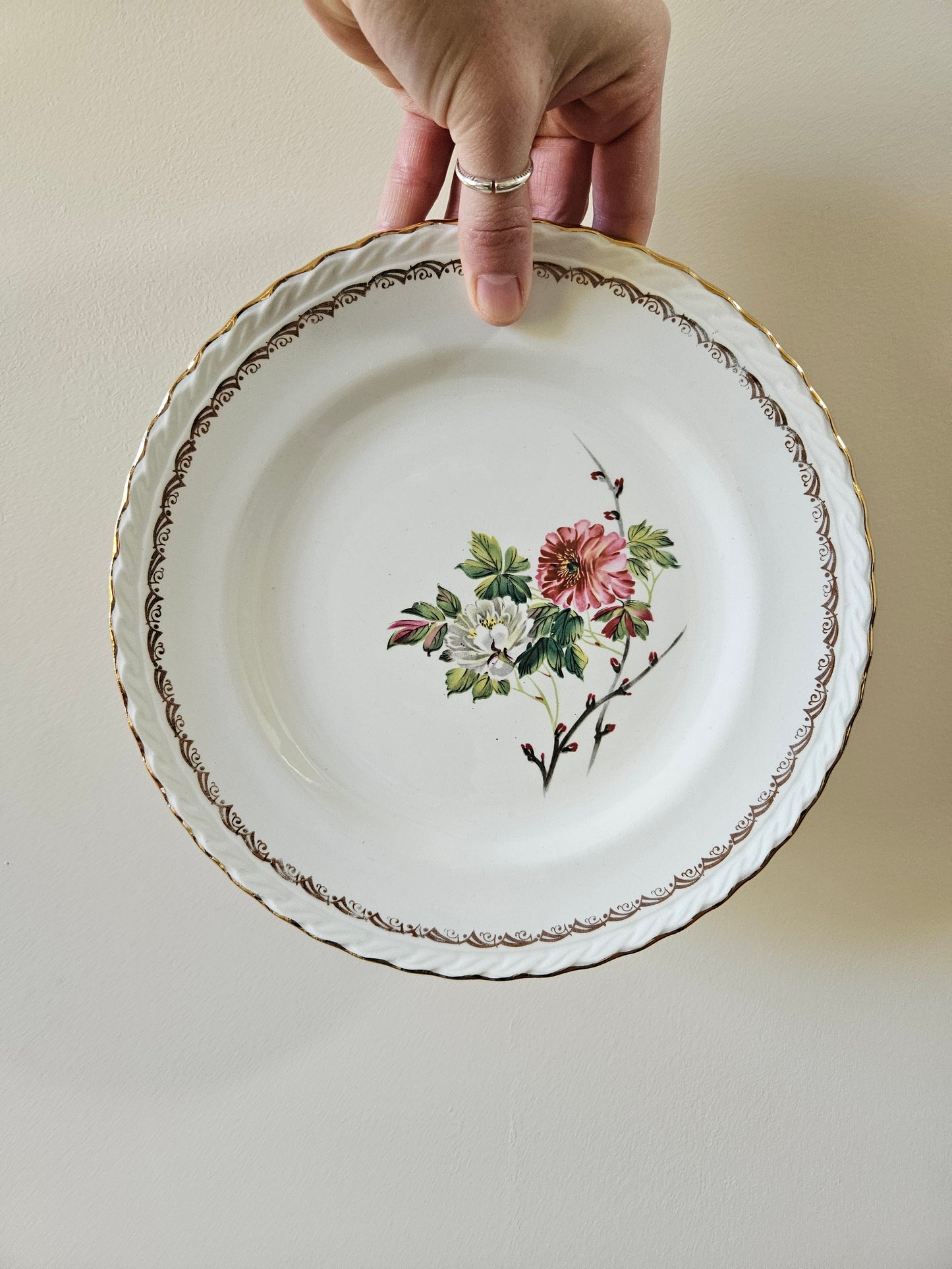 Assiettes plates L’Amandinoise à fleurs