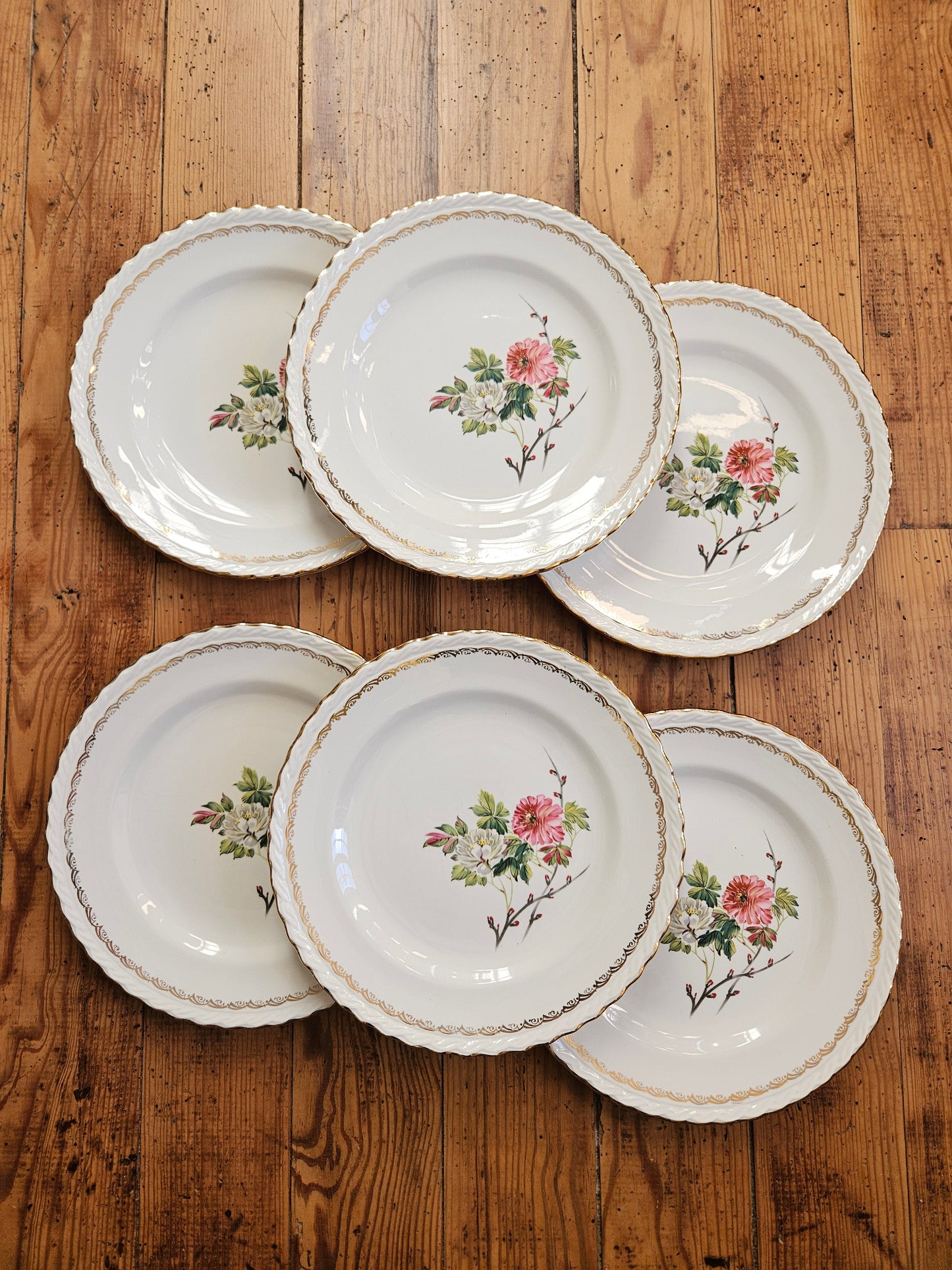 Assiettes plates L’Amandinoise à fleurs