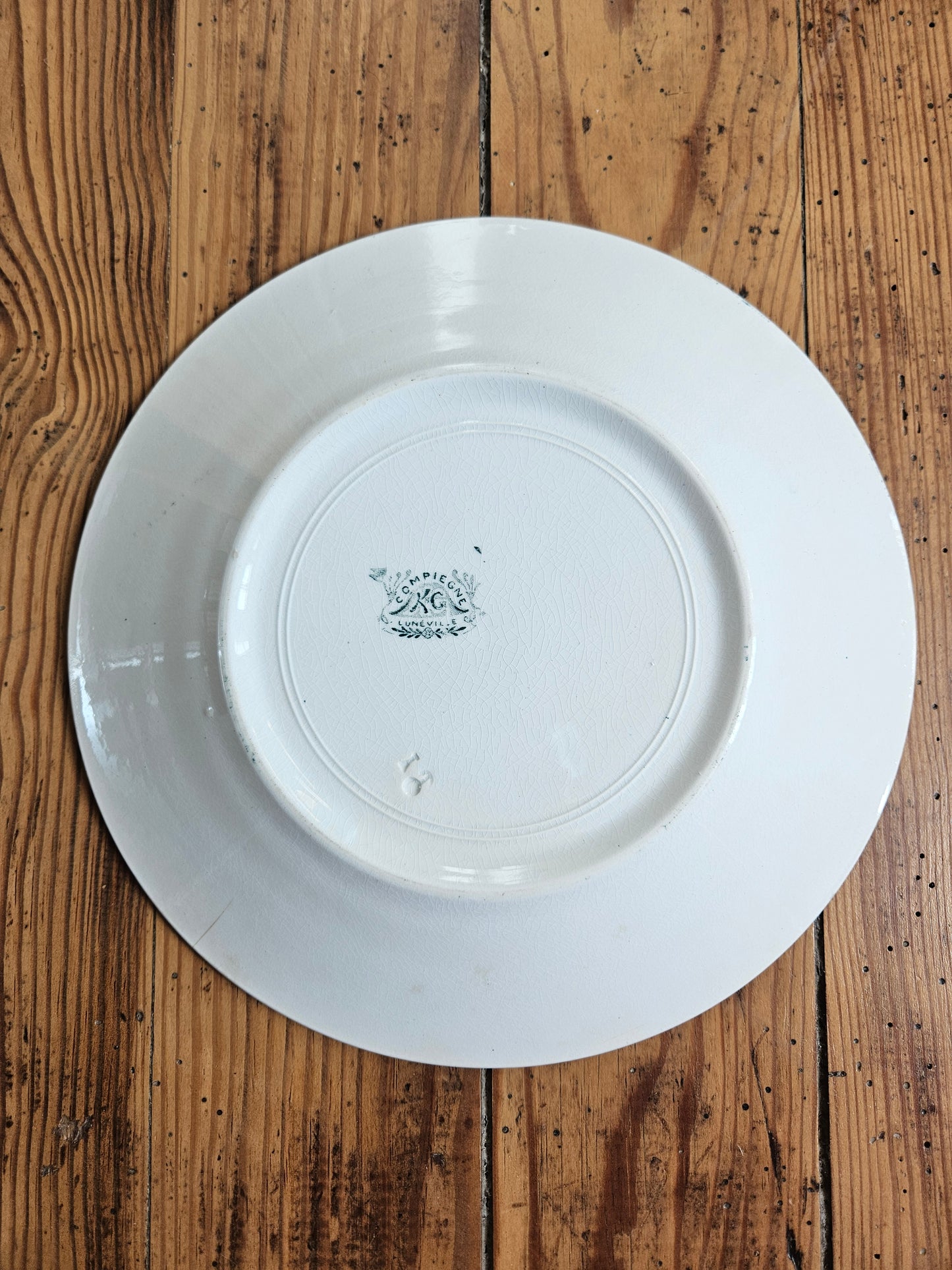 Duo d’assiettes plates dépareillées vertes