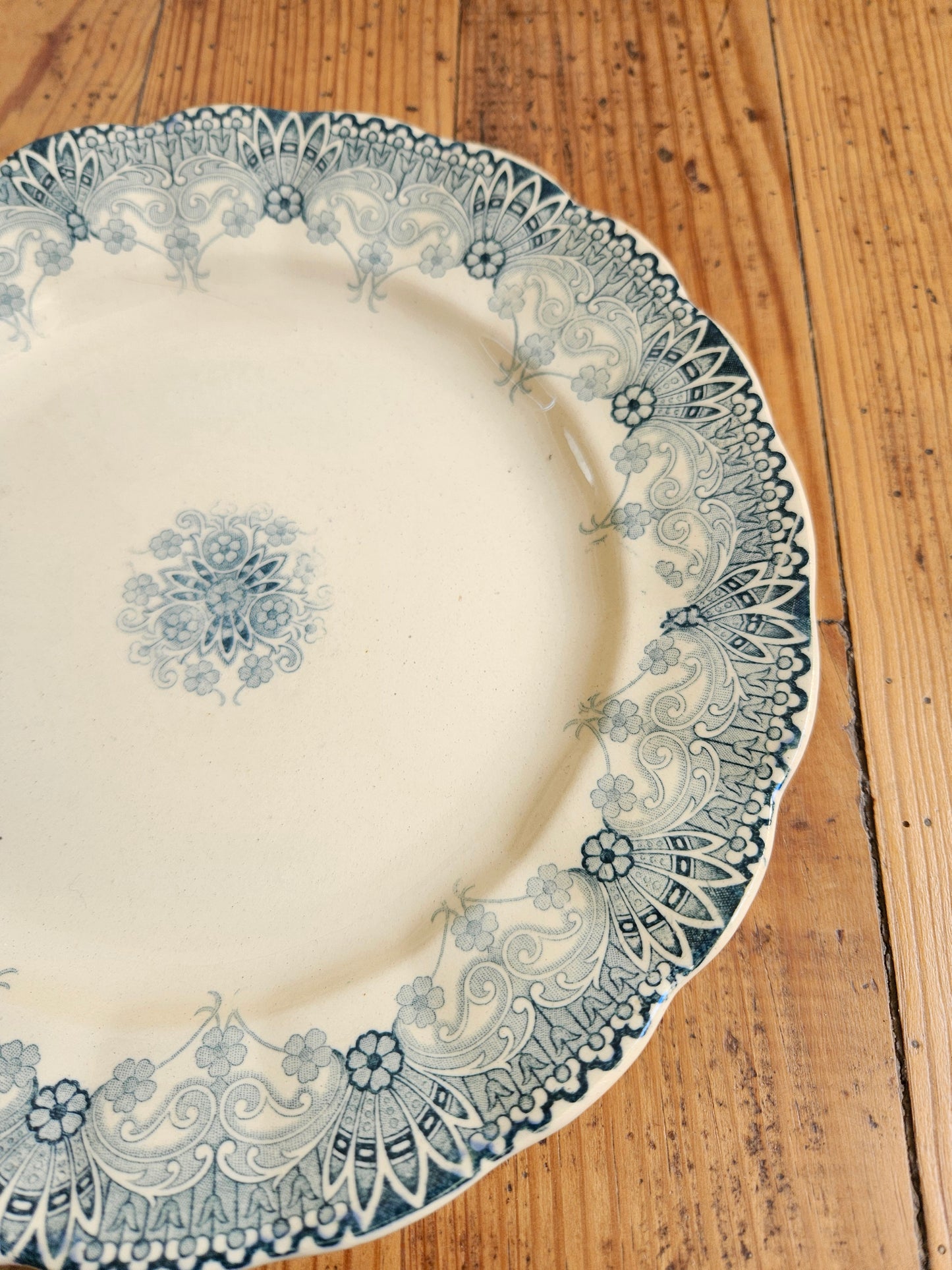 Assiette plate H. Boulenger & Cie, Henriette
