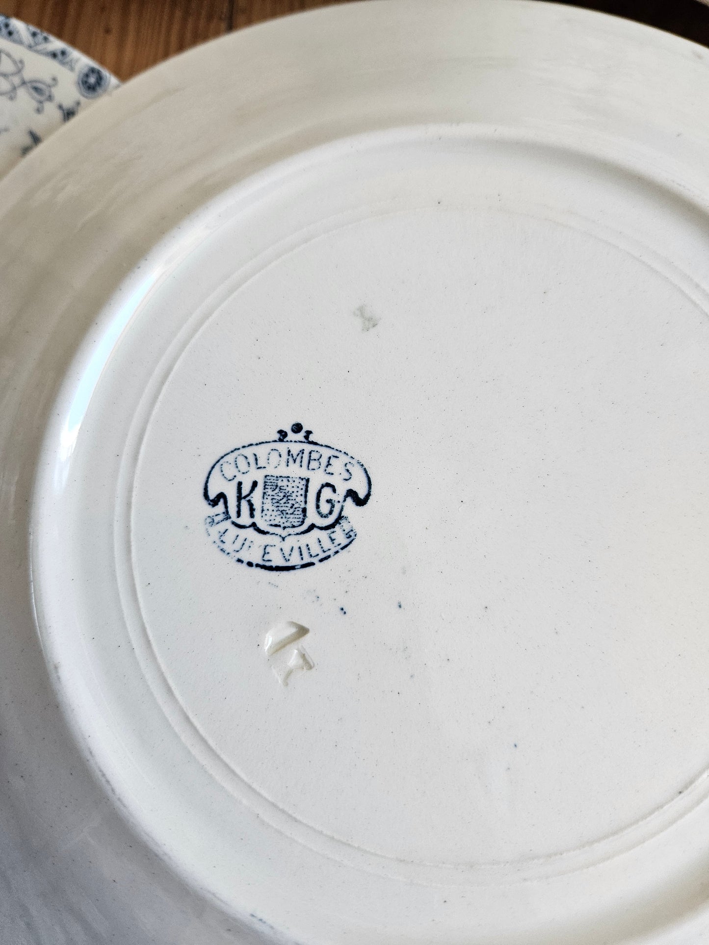 Assiettes plates K&G Lunéville, Colombes