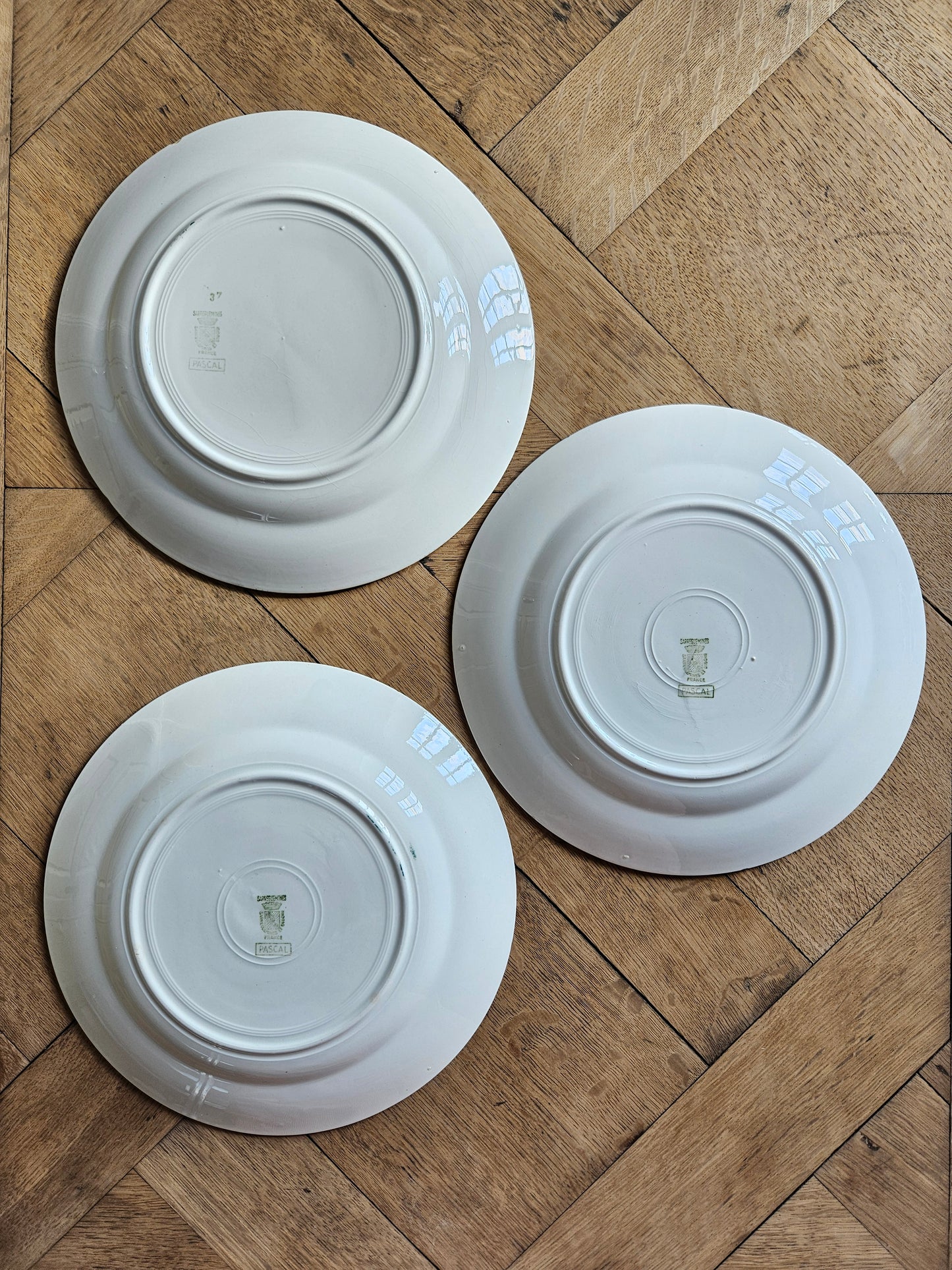 Assiettes plates Digoin, Pascal