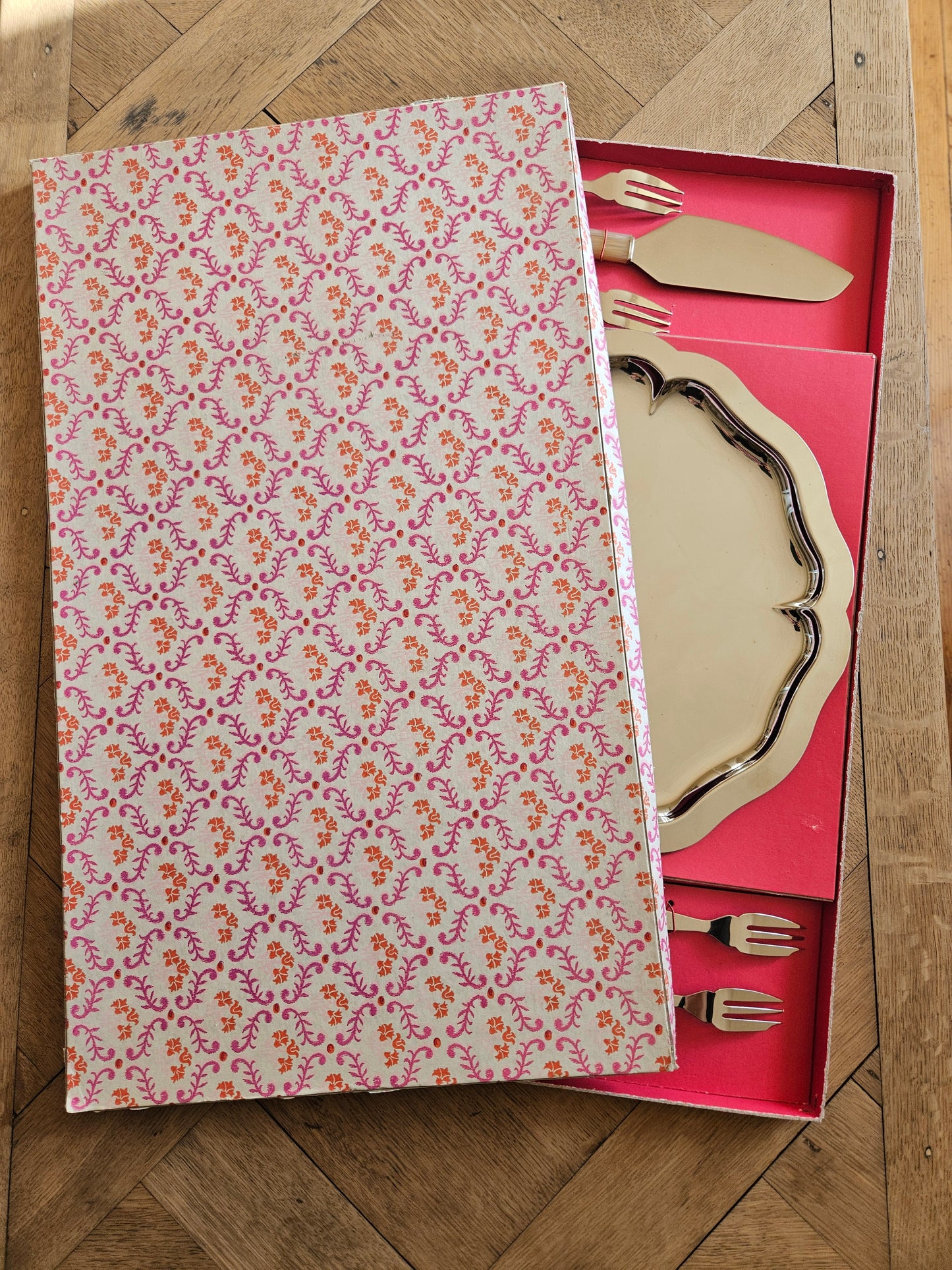 Coffret à dessert, plat & couverts