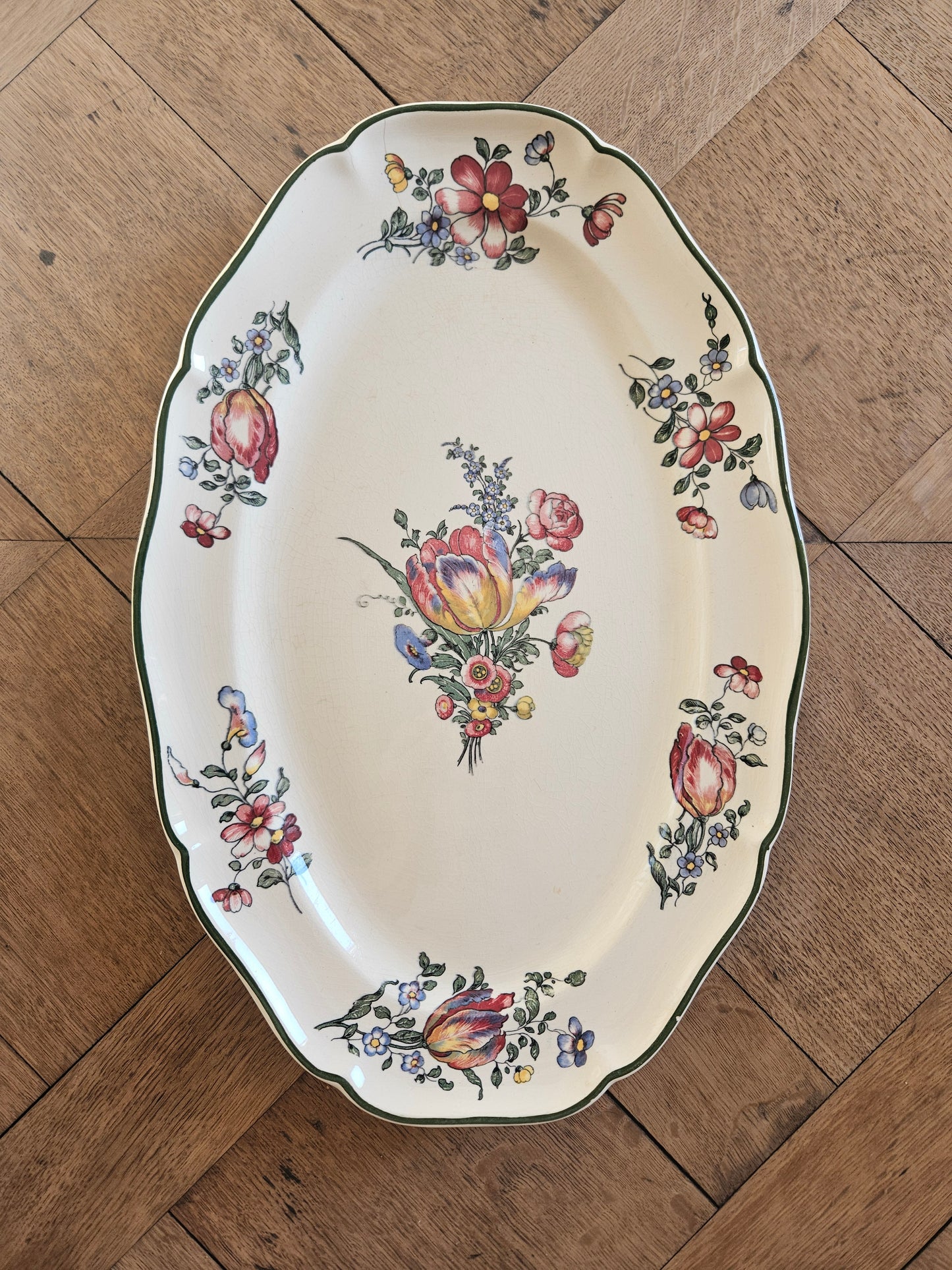 Plat ovale Villeroy et Boch 1562