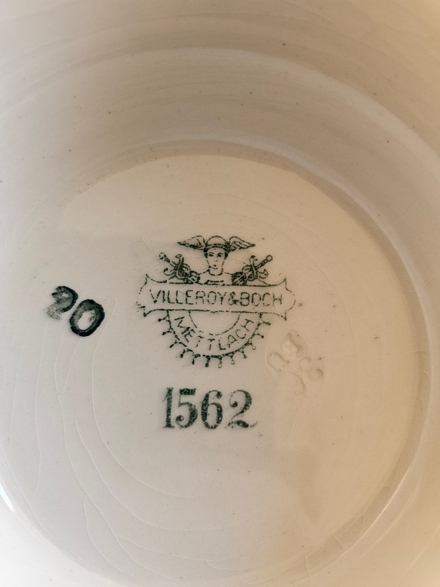 Assiette sur pied Villeroy et Boch 1562 #1