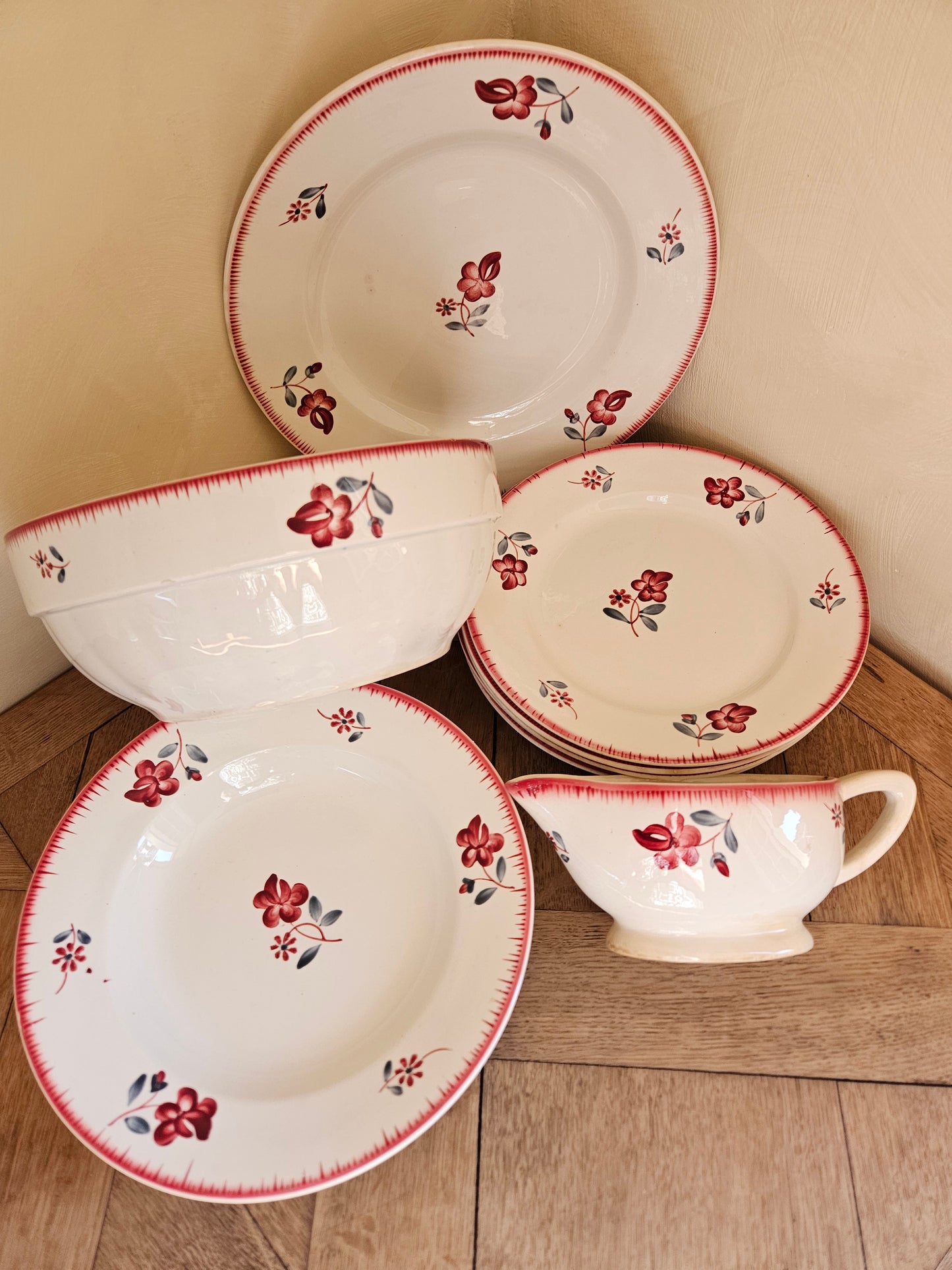 Plat rond rétro Digoin, Margaret