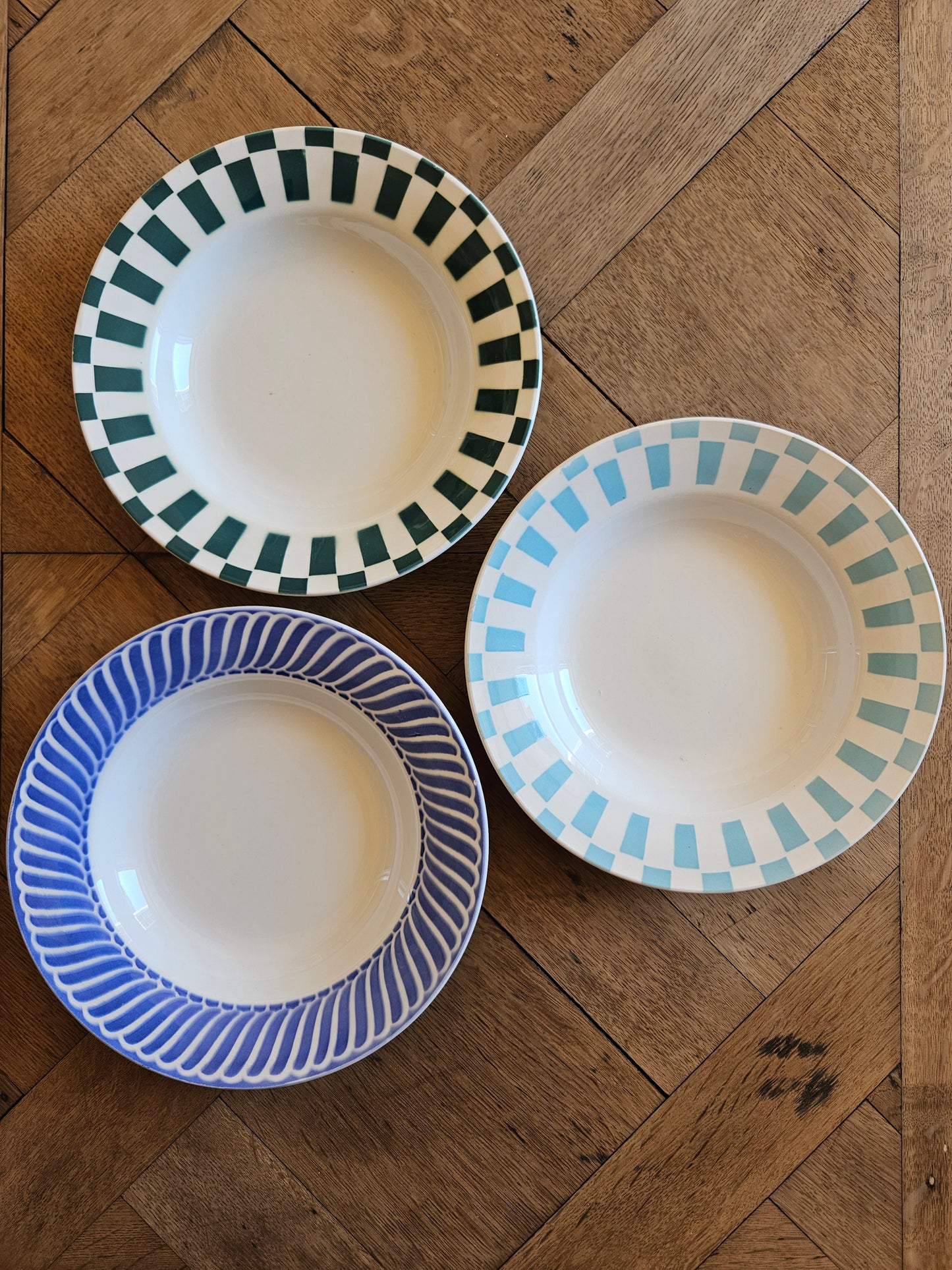 Assiettes creuses Digoin dépareillées