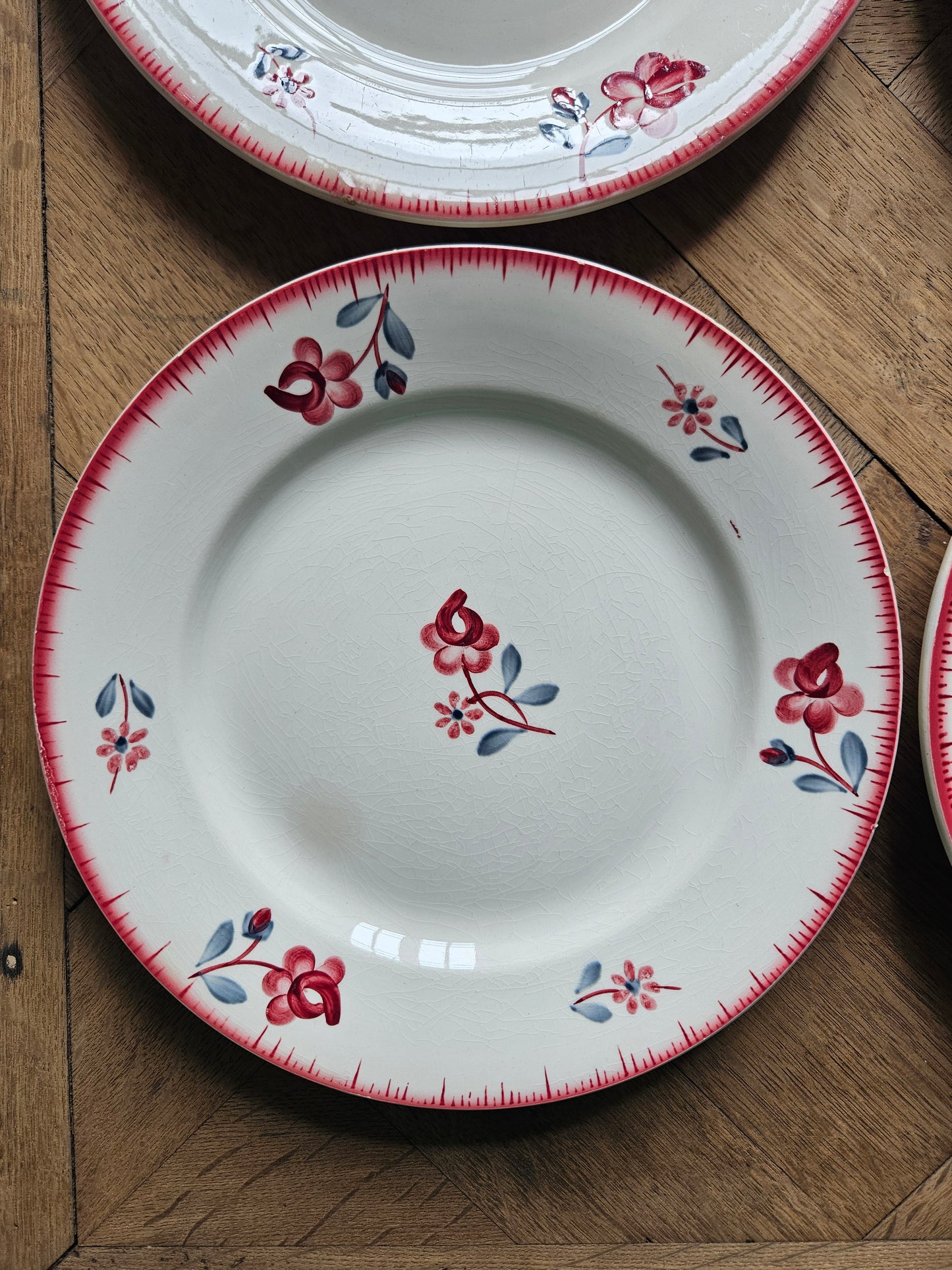 Assiettes plates rétro Digoin, Margaret