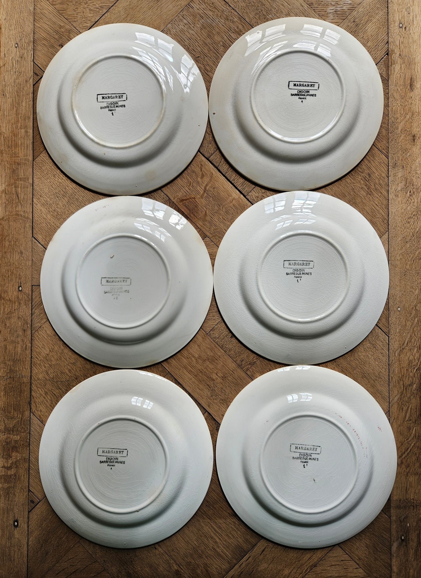 Assiettes plates rétro Digoin, Margaret