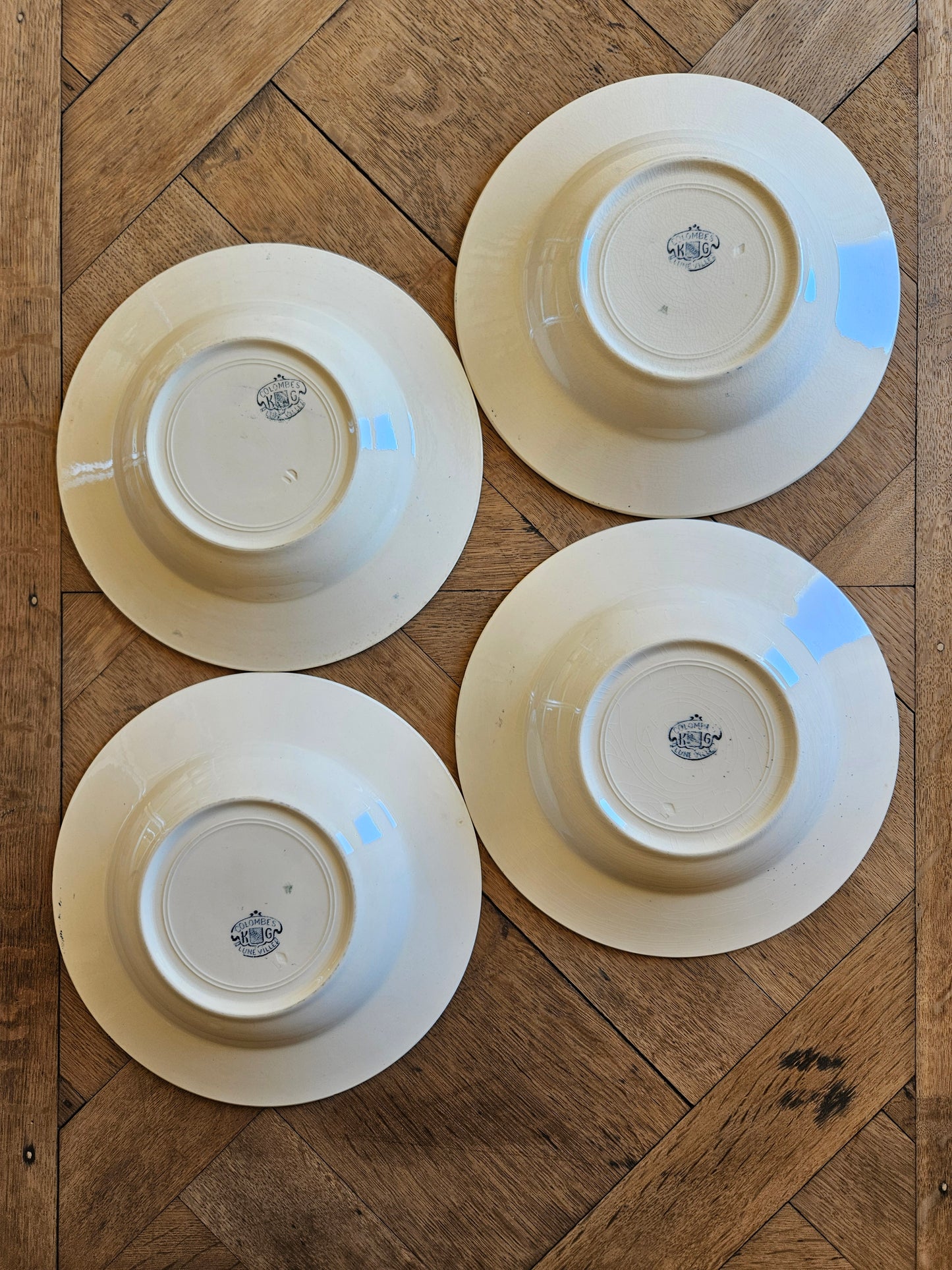 Assiettes creuses K&G Lunéville, Colombes