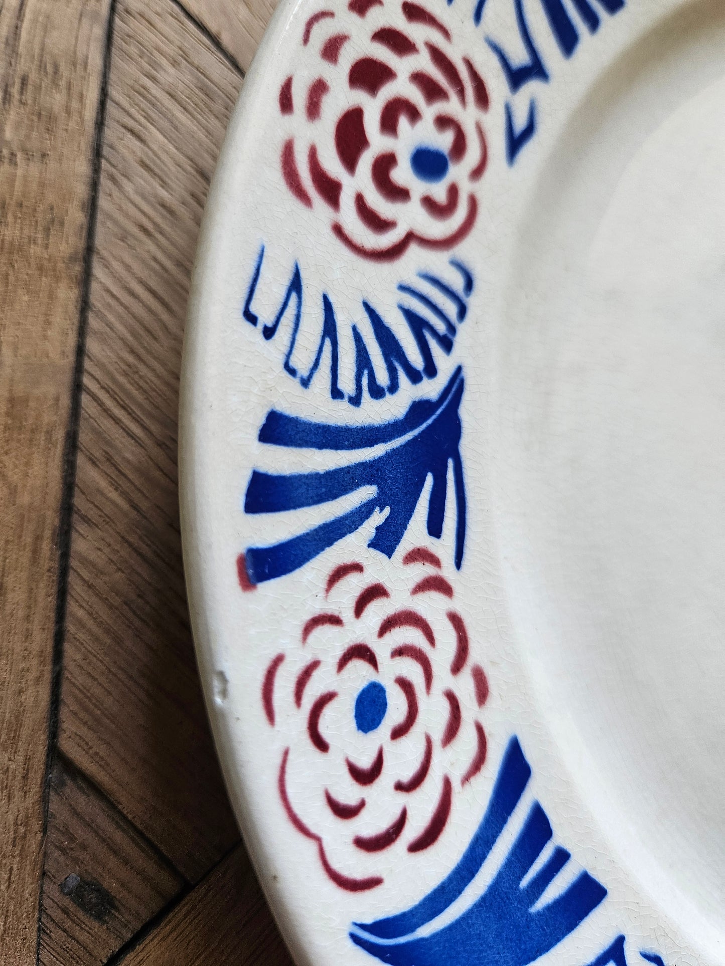 Assiettes plates Badonviller, Perros