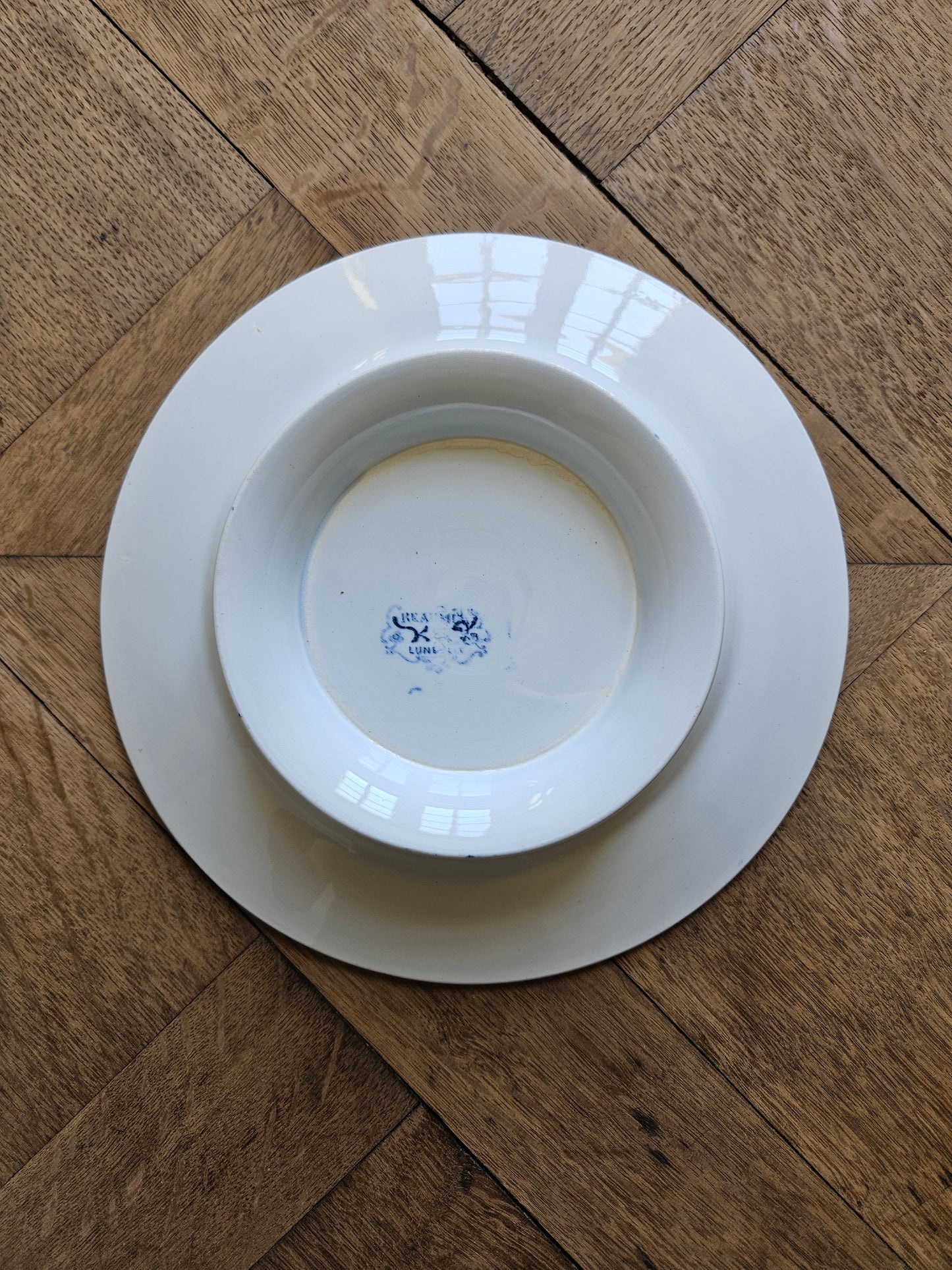 Assiette sur pied K&G Lunéville, Reaumur