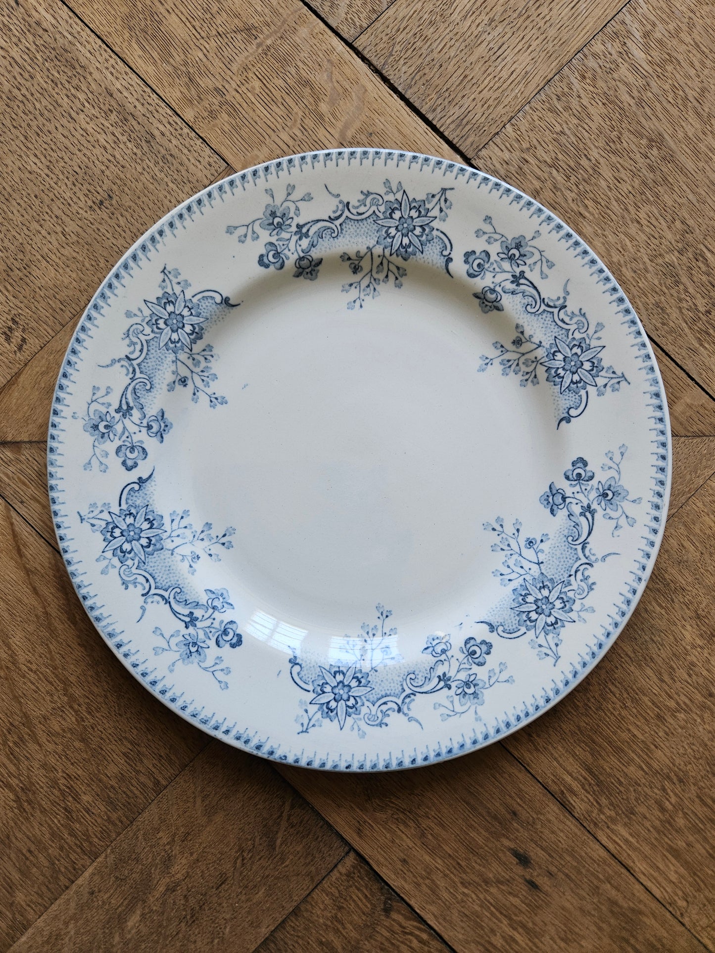 Assiette plate K&G Lunéville, Reaumur