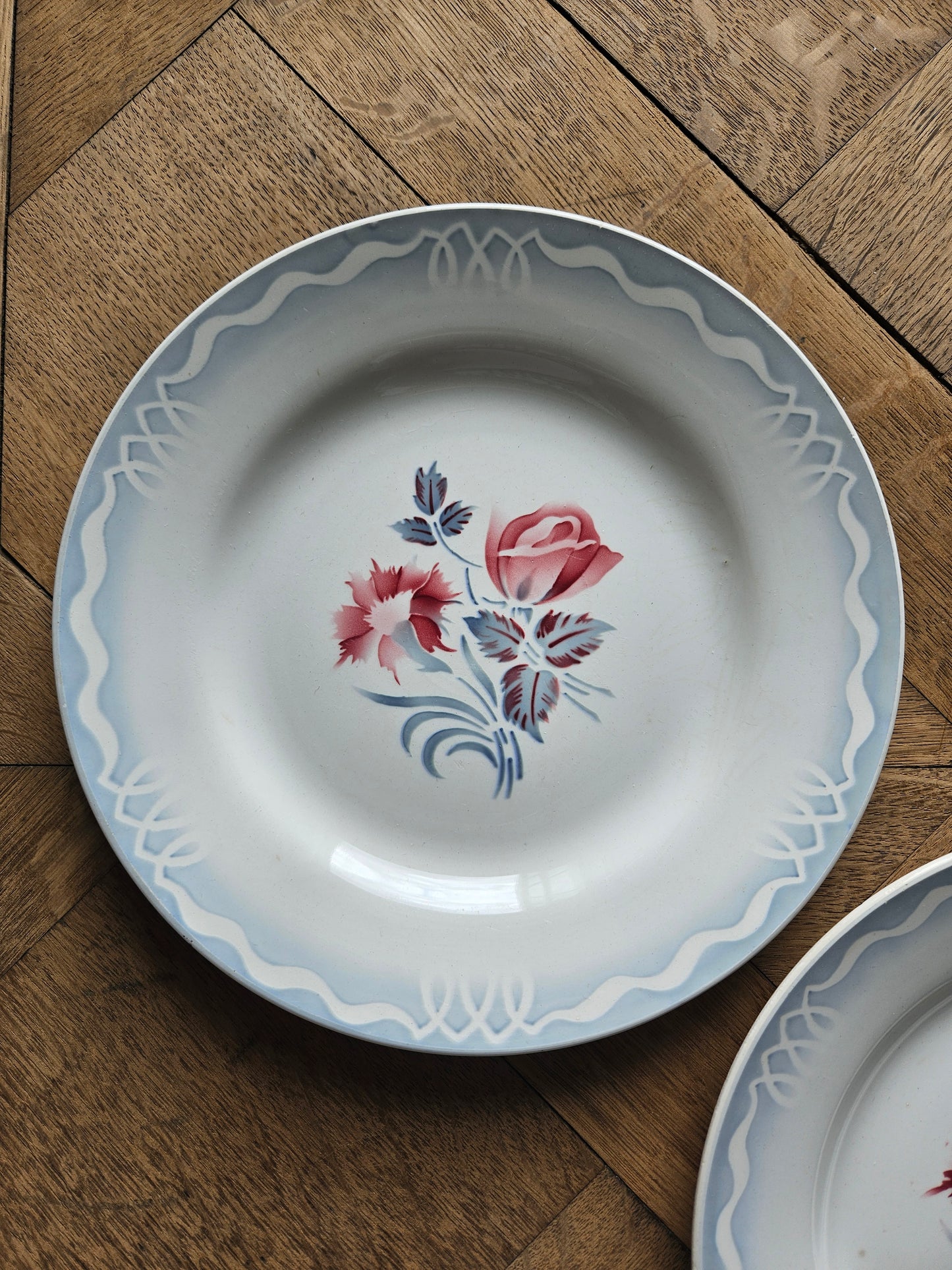 Assiettes plates rétro dépareillées, Digoin & Badonviller