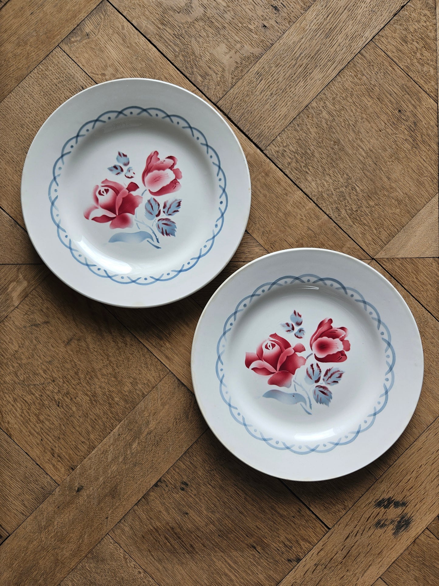Assiettes plates rétro dépareillées, Digoin & Badonviller