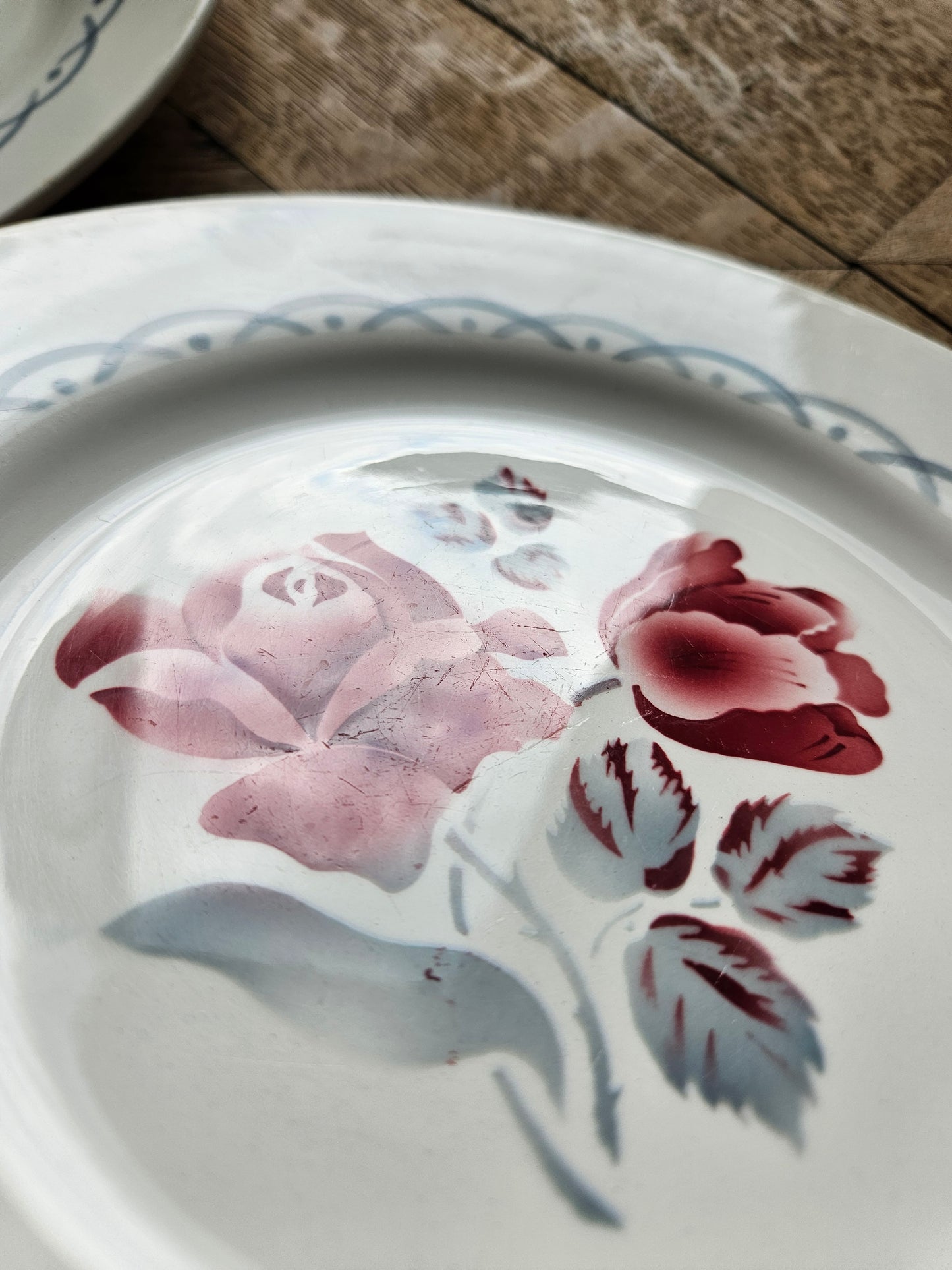 Assiettes plates rétro dépareillées, Digoin & Badonviller