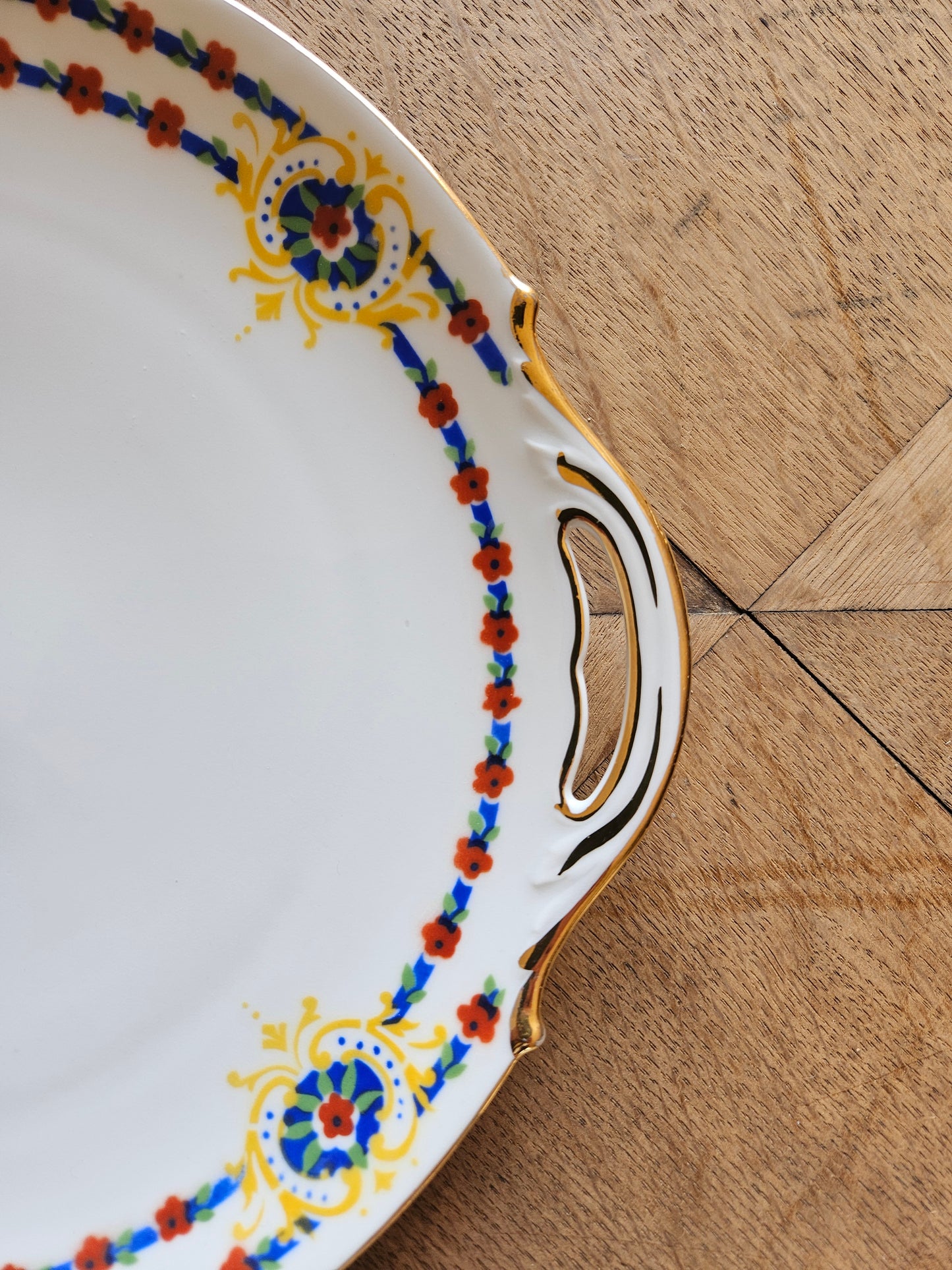 Service à dessert multicolore en porcelaine