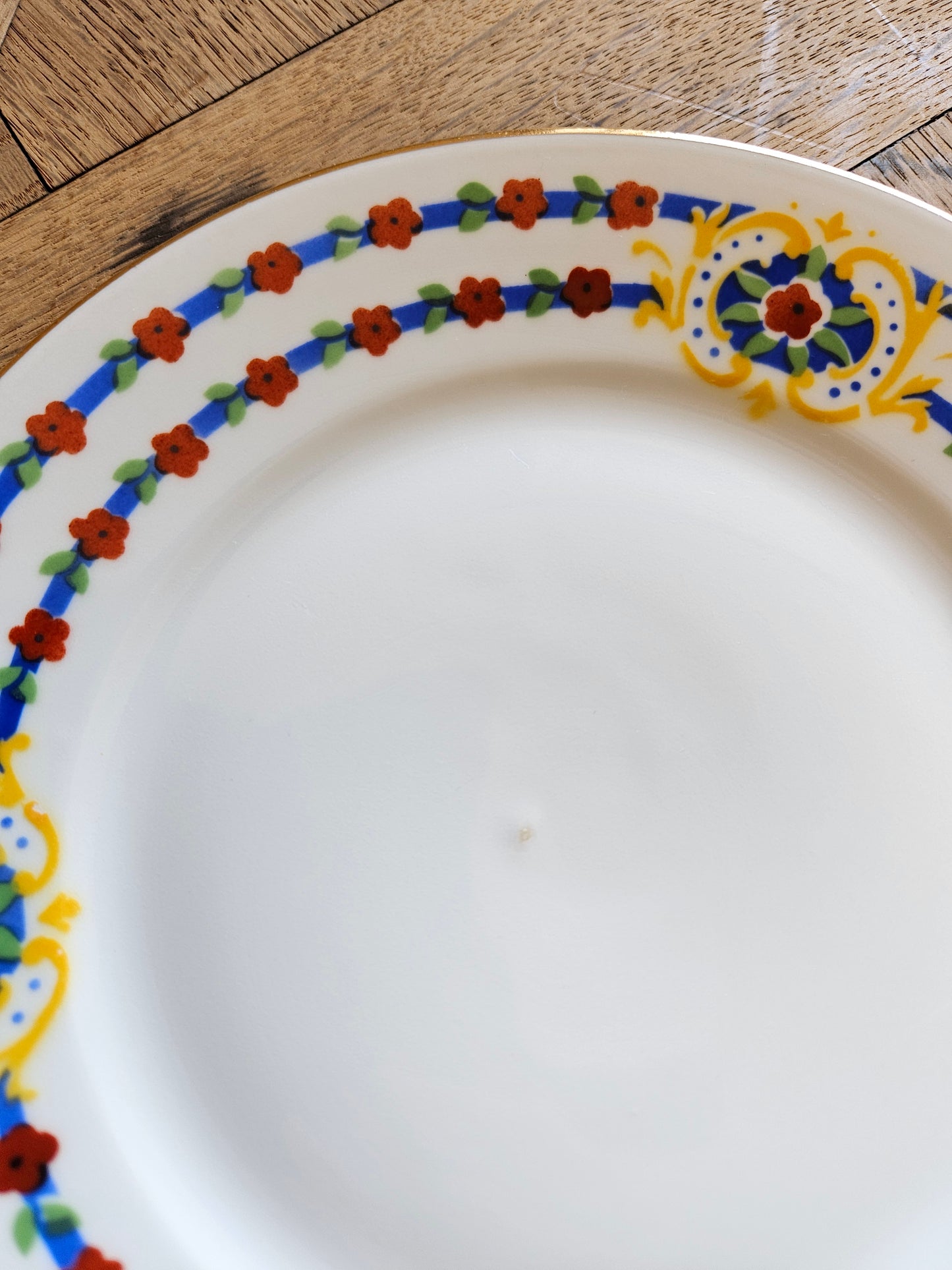 Service à dessert multicolore en porcelaine