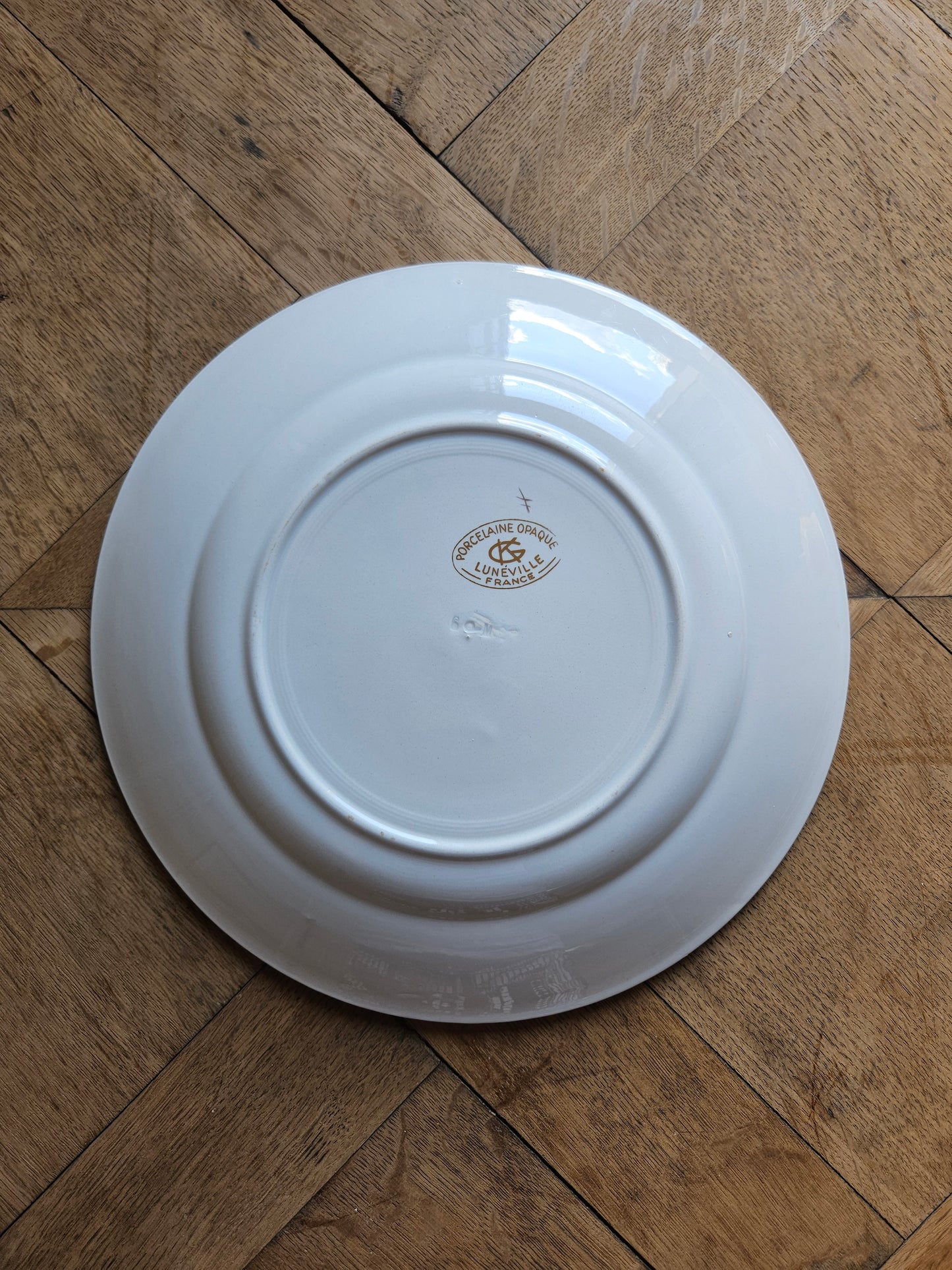 Plat rond K&G Lunéville rose