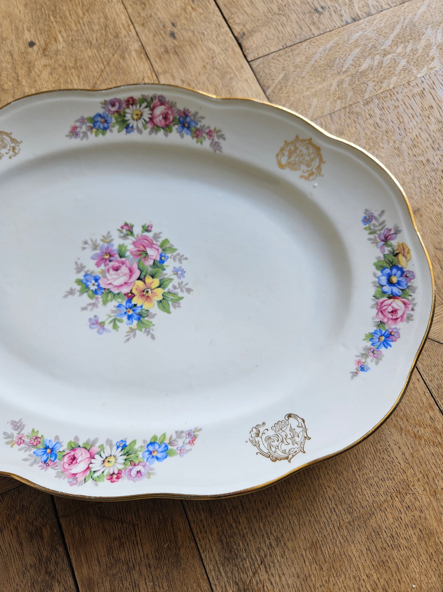 Plat ovale ancien porcelaine S.F.P Foëcy