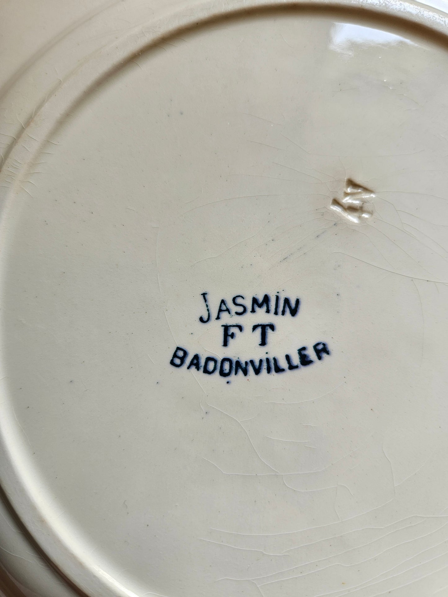 Assiettes plates Badonviller, Jasmin
