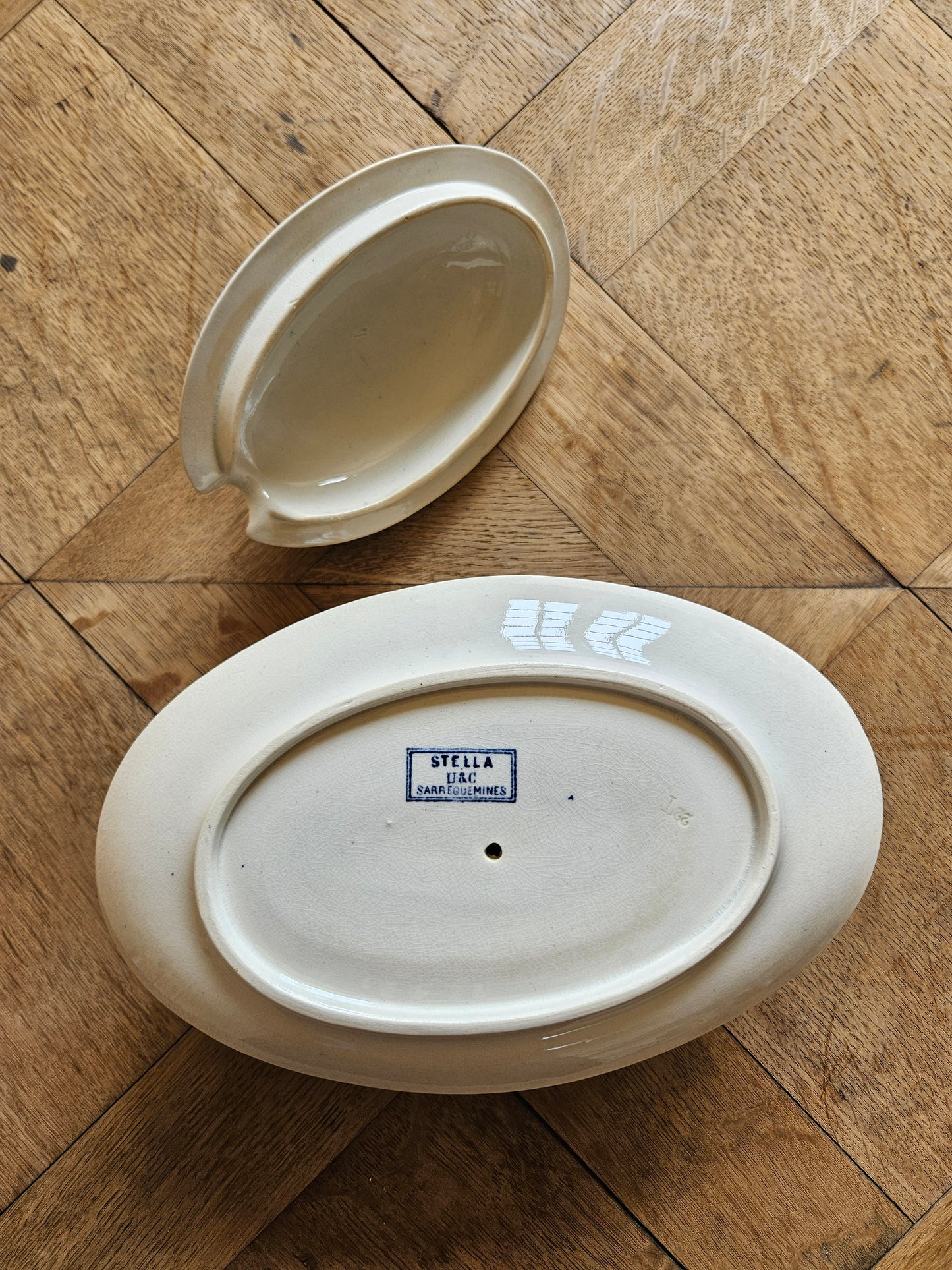 Saucière U&C Sarreguemines, Stella