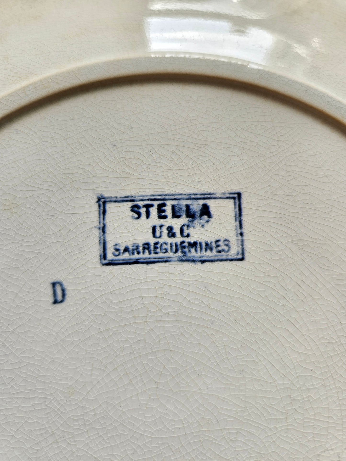 Assiettes plates U&C Sarreguemines, Stella