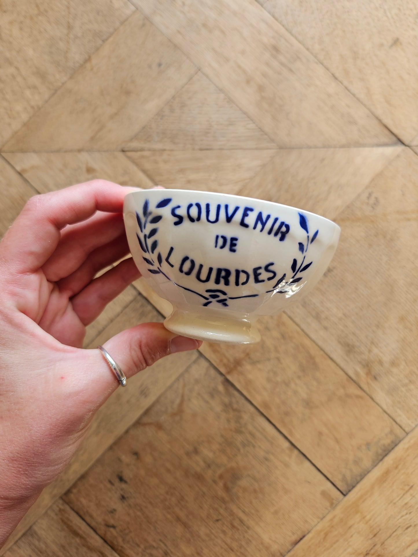 Bol à facettes "Souvenir de Lourdes"