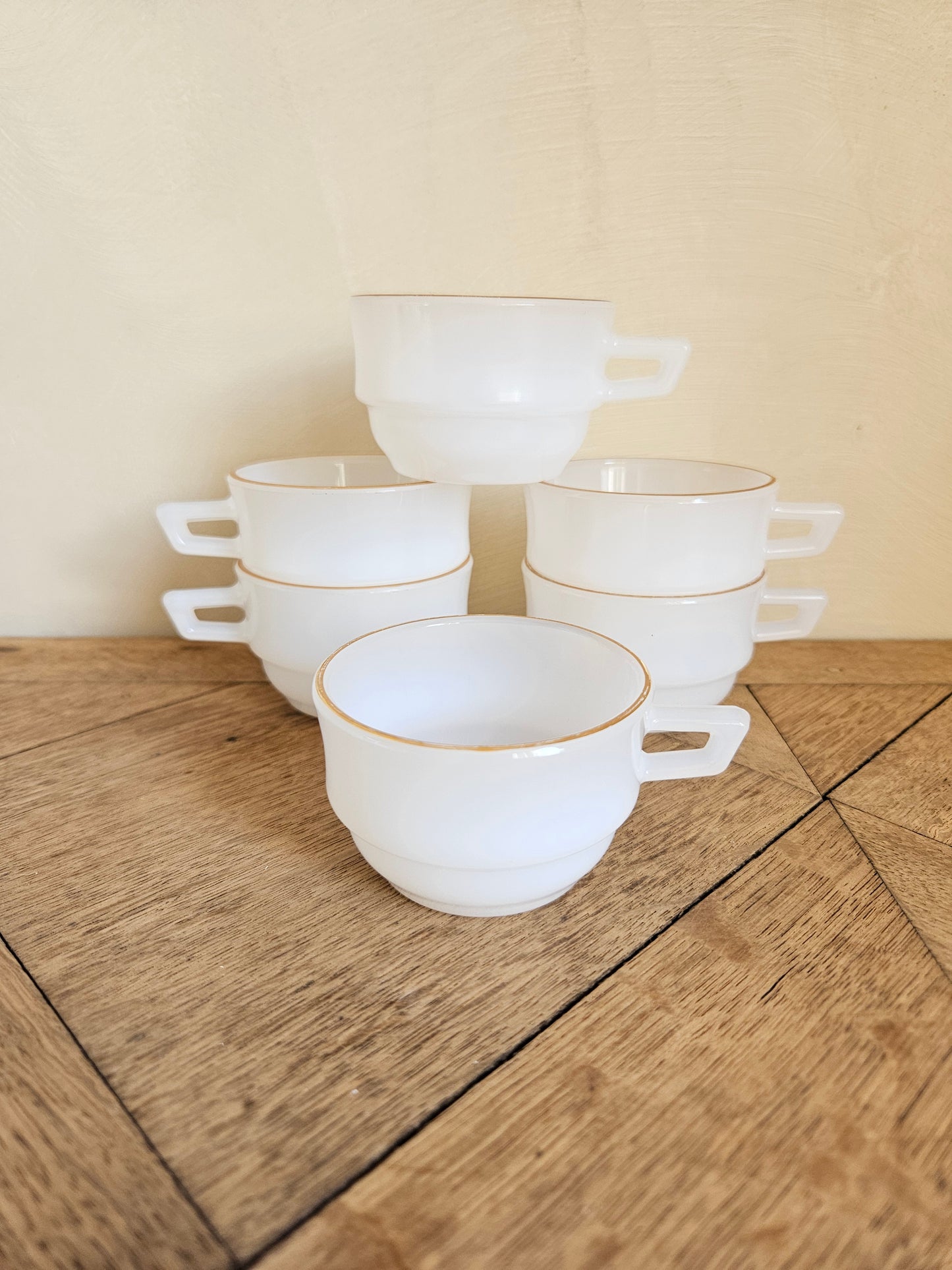 Tasses à café Arcopal style art déco