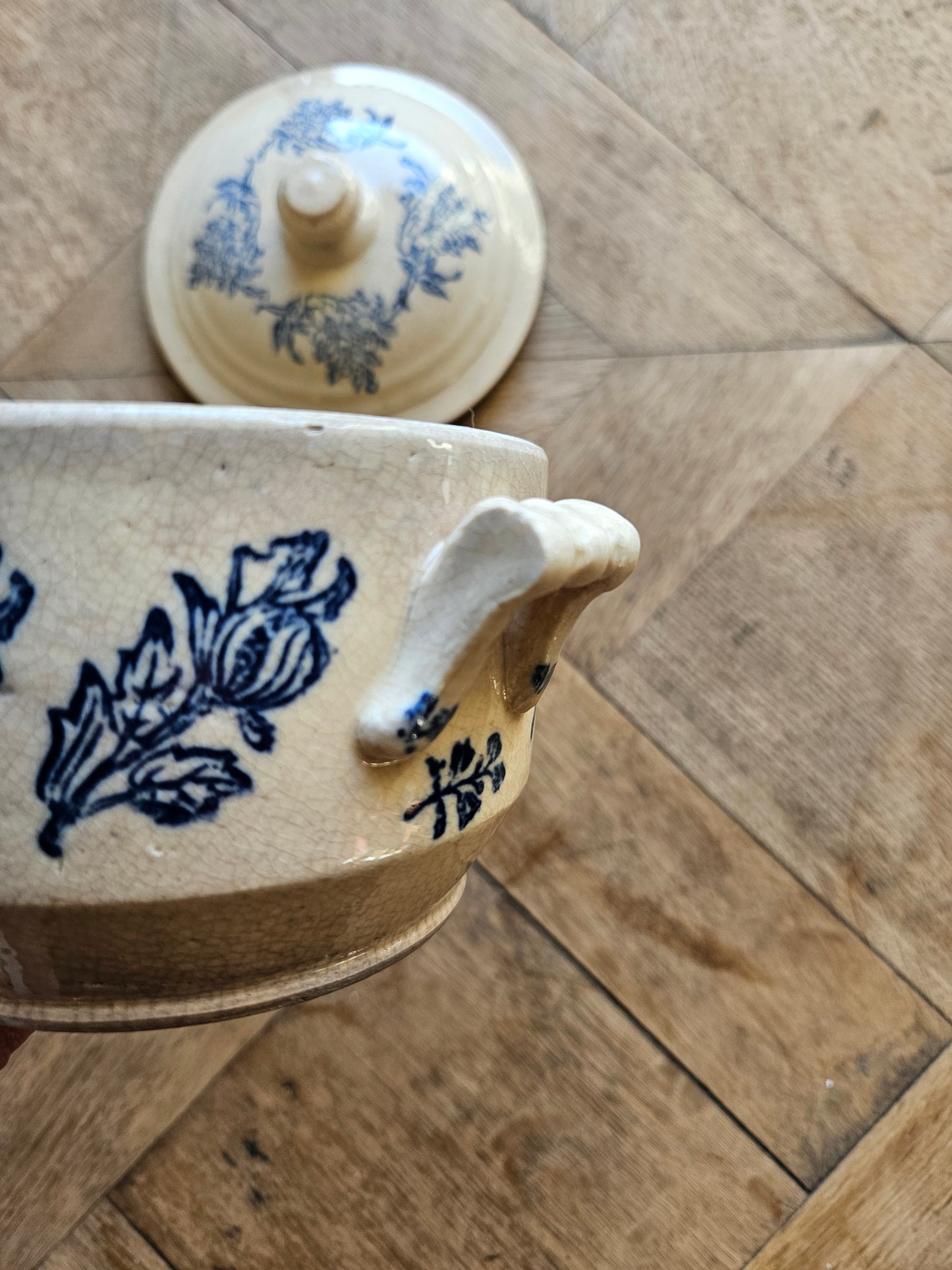 Pot ancien St Uze