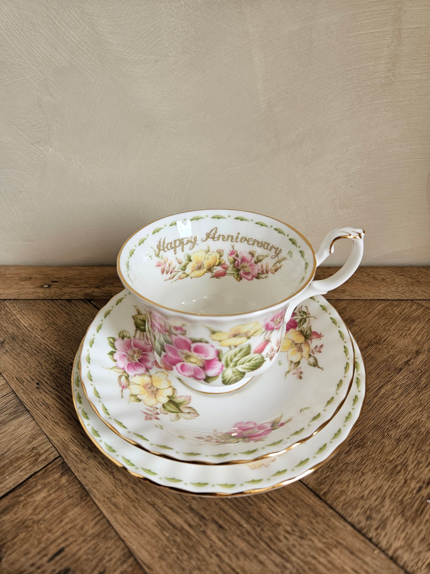 Tasse Royal Albert, Happy Anniversary