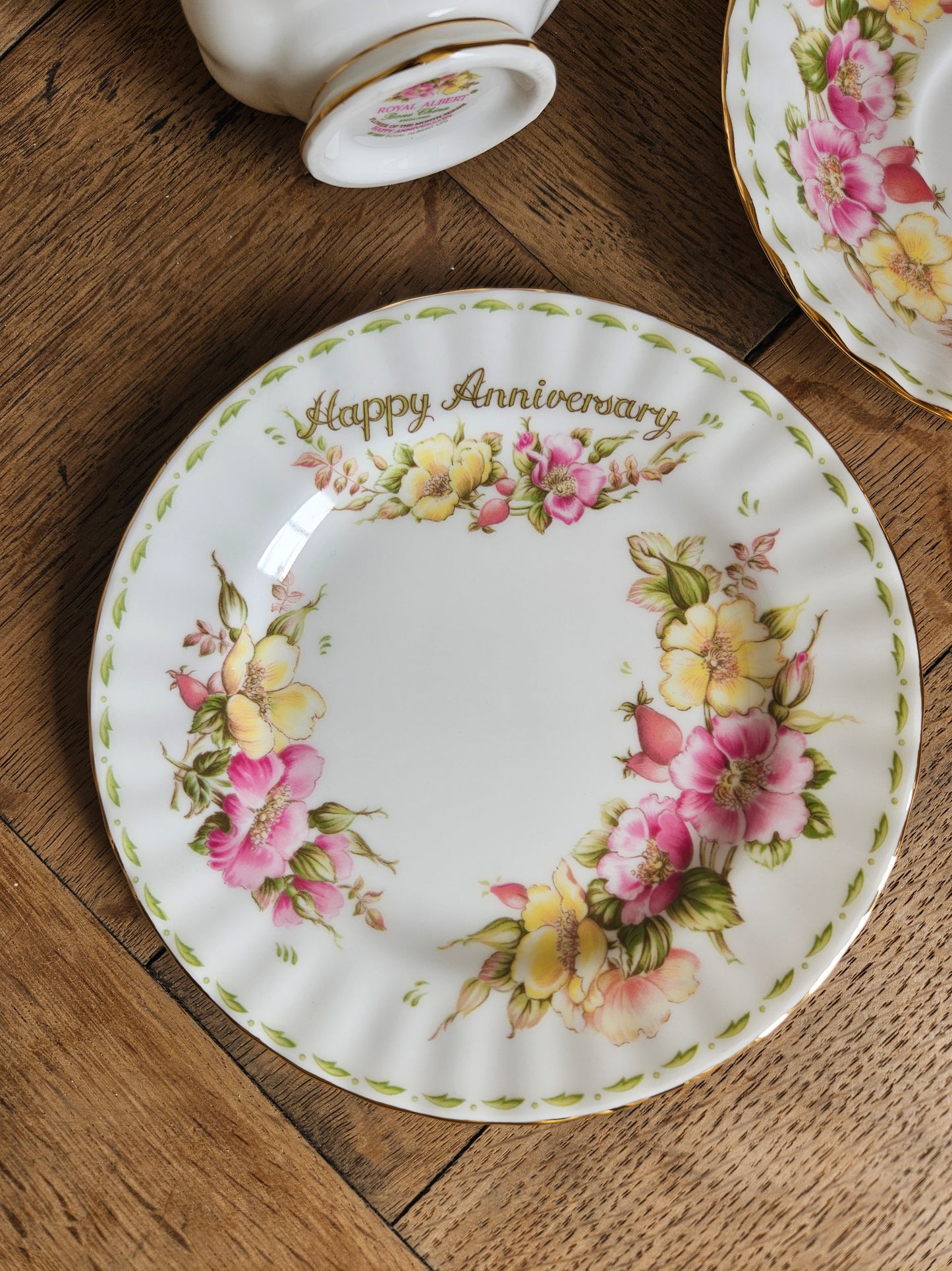Petite assiette Royal Albert, Happy Anniversary