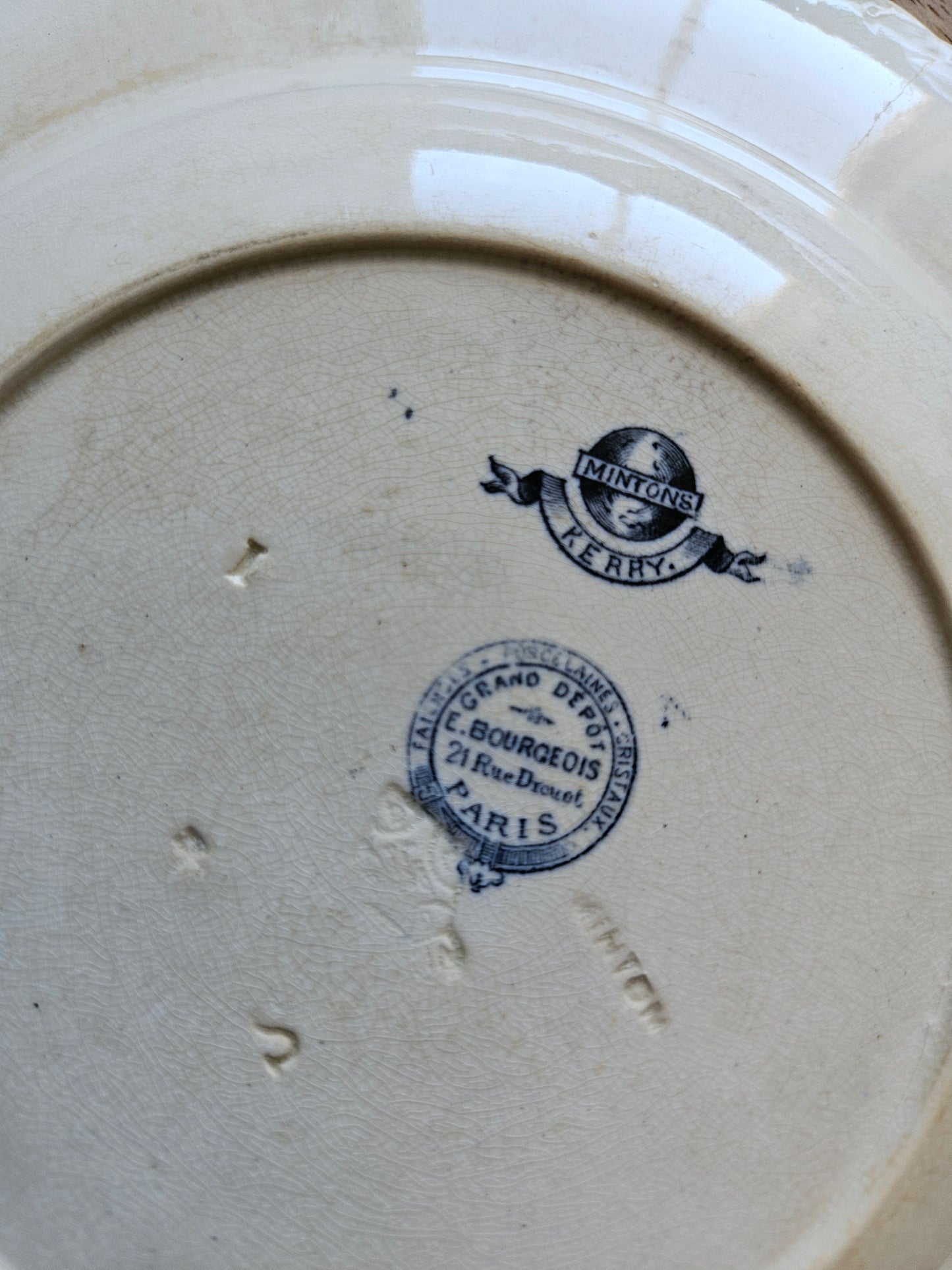 Estampille Mintons Kerry, grand dépôt Emile Bourgeois Paris