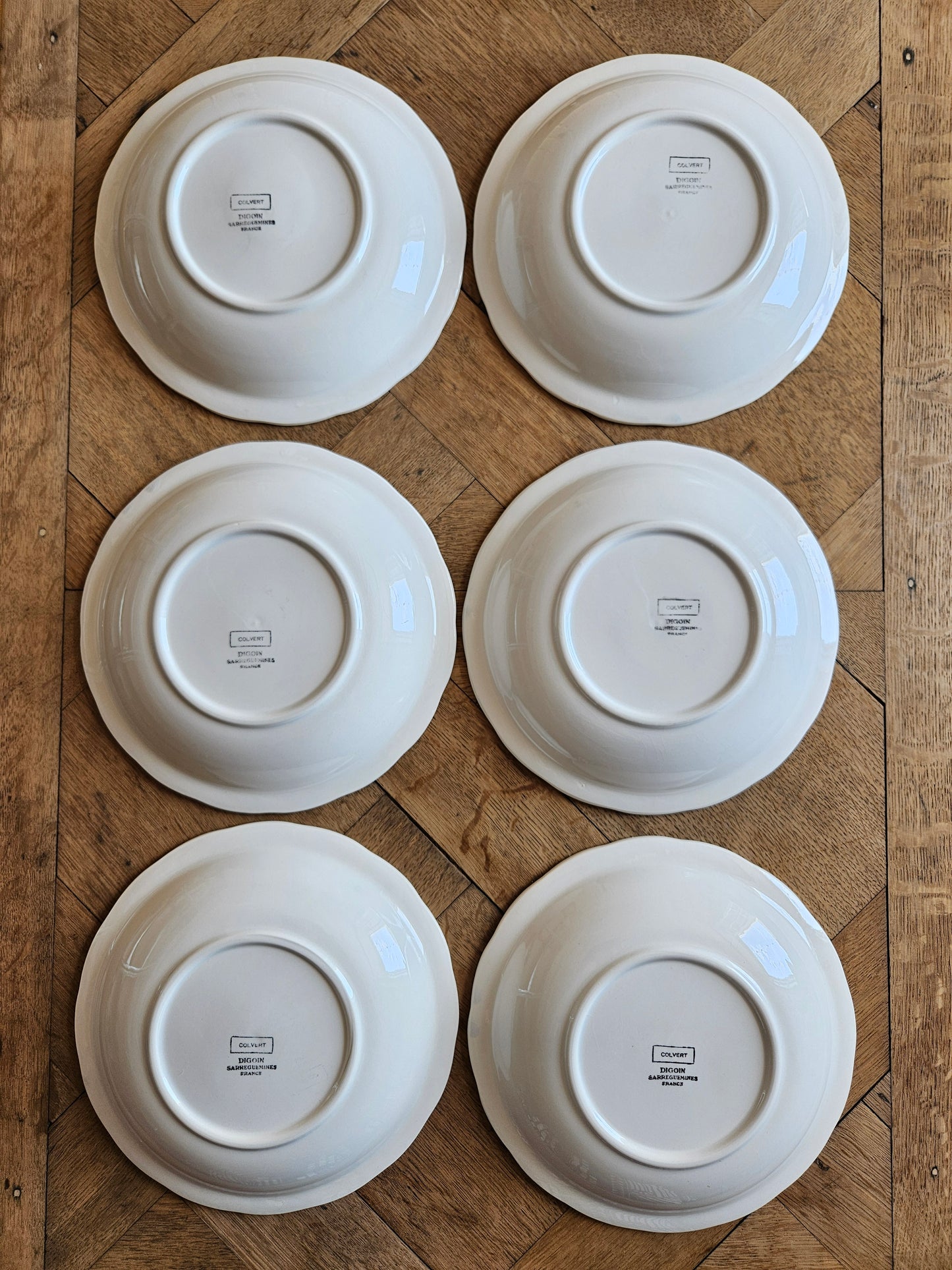 Arrière et estampille sur assiettes creuses vintage Digoin, Colvert