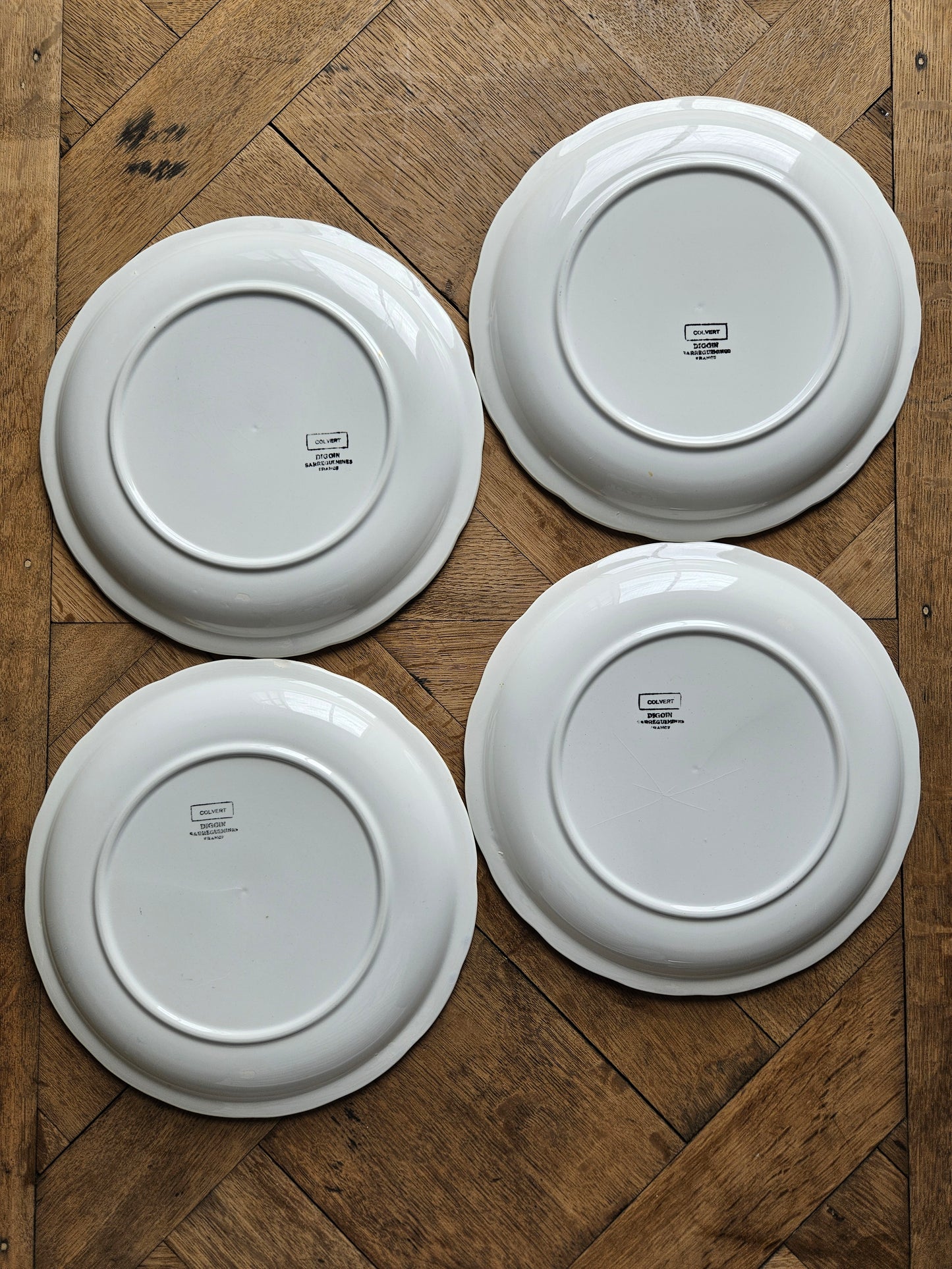 Assiettes plates Digoin, Colvert