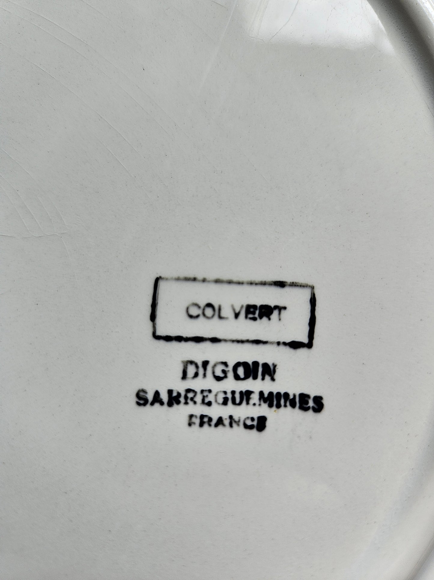 Assiettes plates Digoin, Colvert