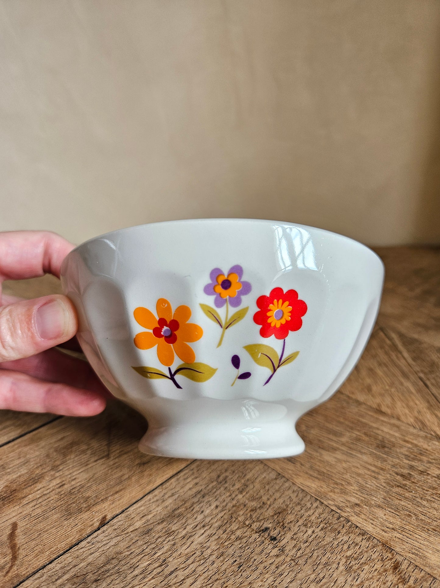 Bol à facettes ancien, petites fleurs 70's