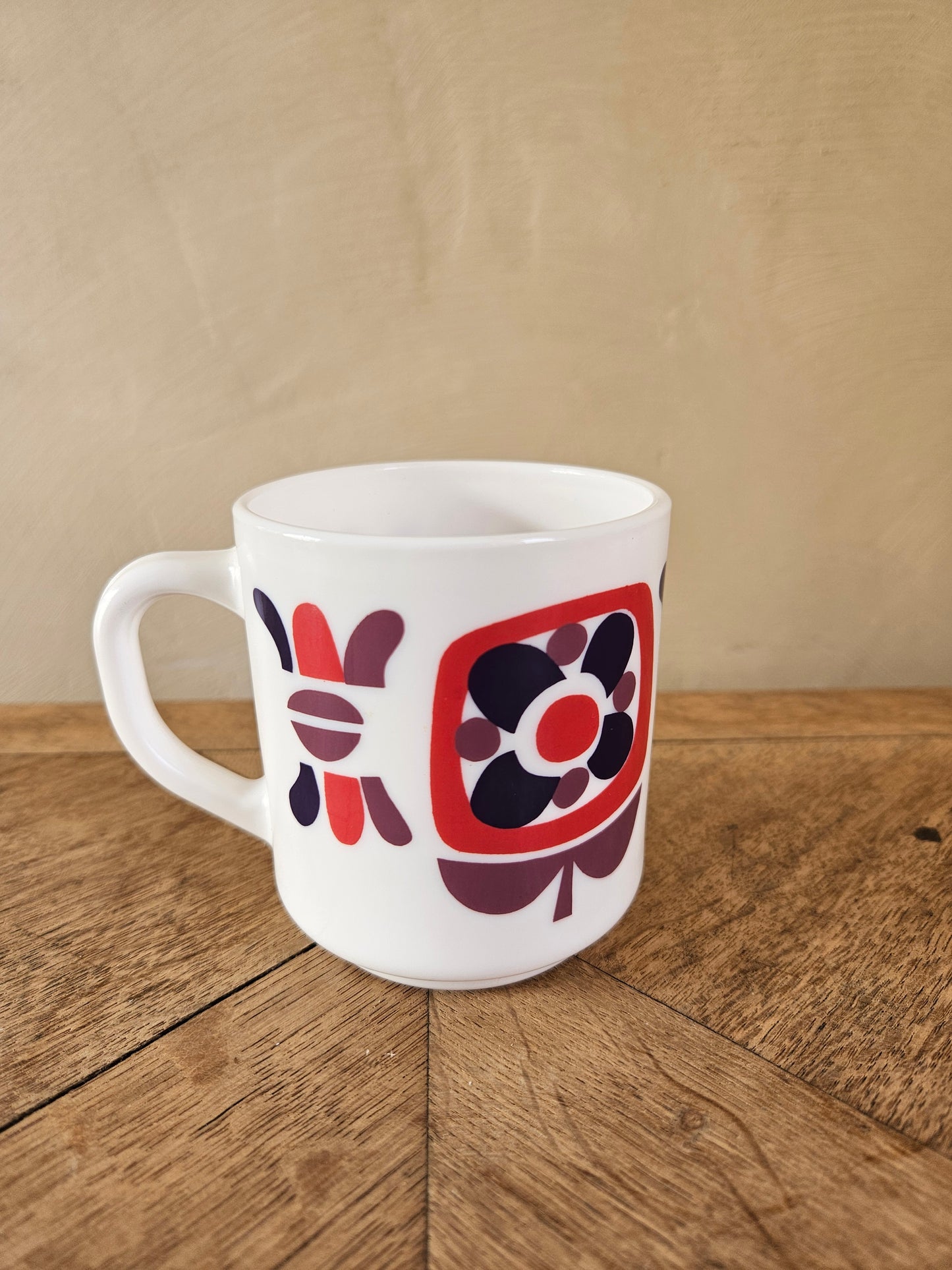 Mug vintage Arcopal, Mobil, violet rose et bleu