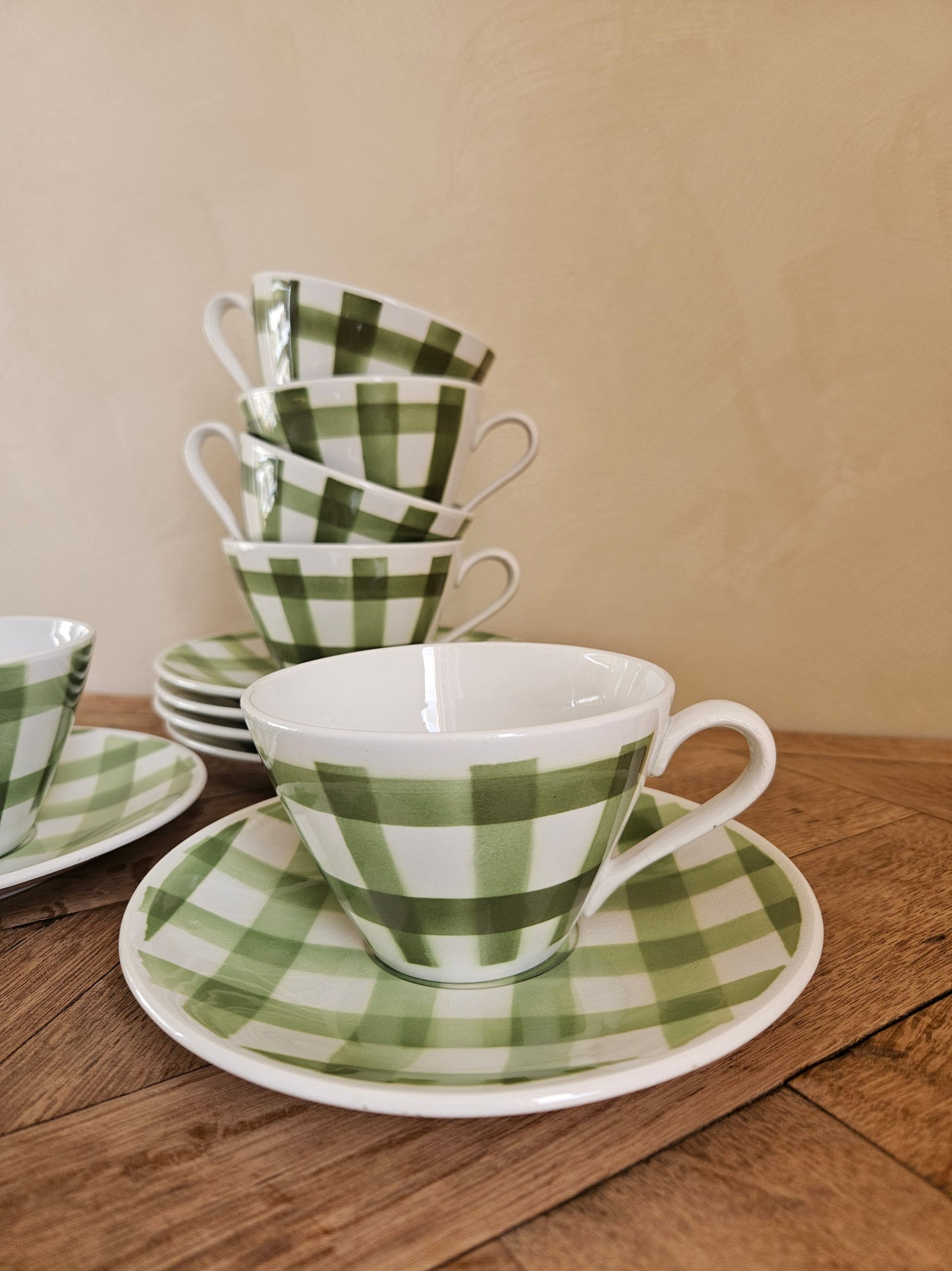 Lot de 6 tasses et sous-tasses rétro Fenal Badonviller motif Vichy à carreaux verts