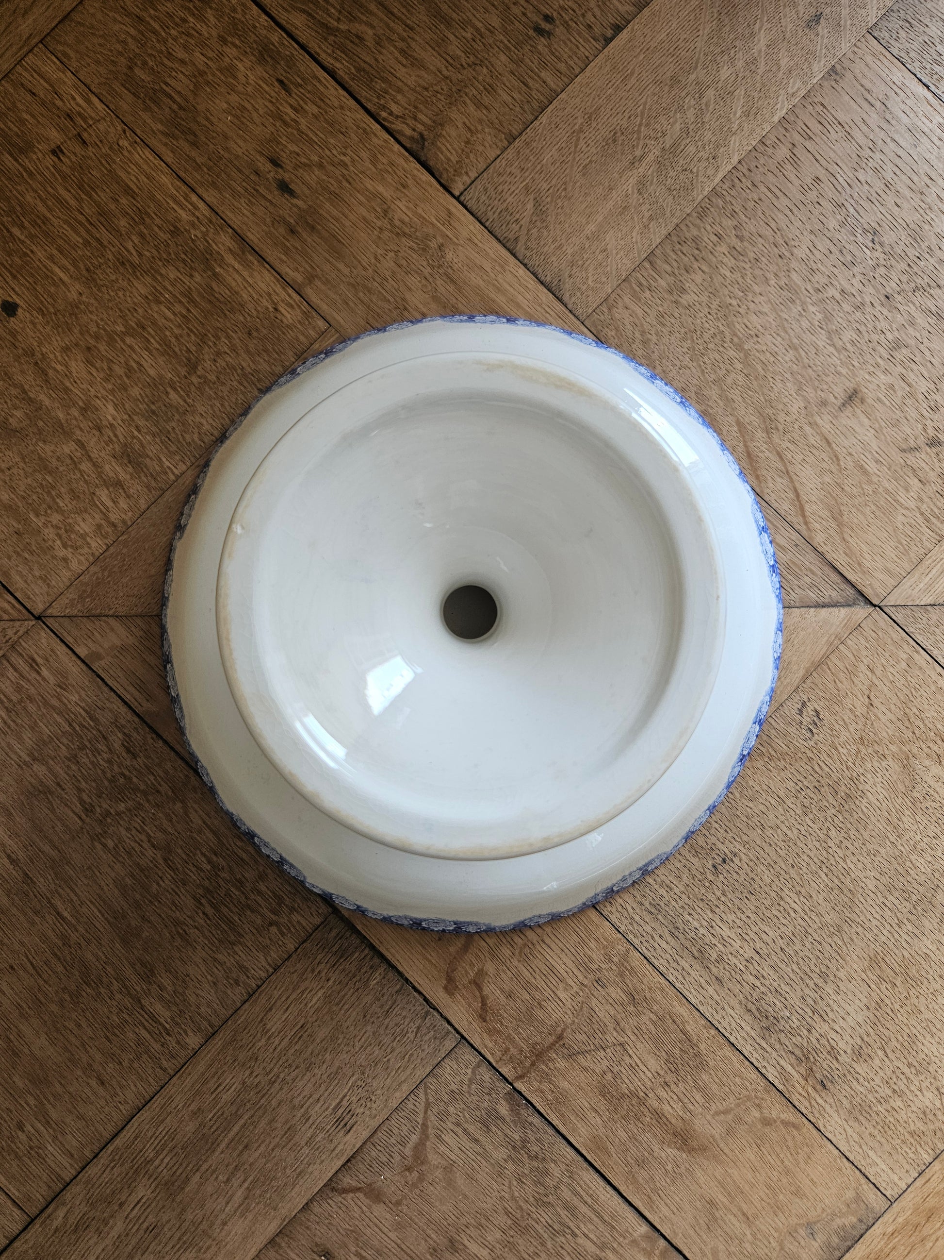 Compotier ancien Boch Frères La Louvière, modèle Elvire. Terre de fer.