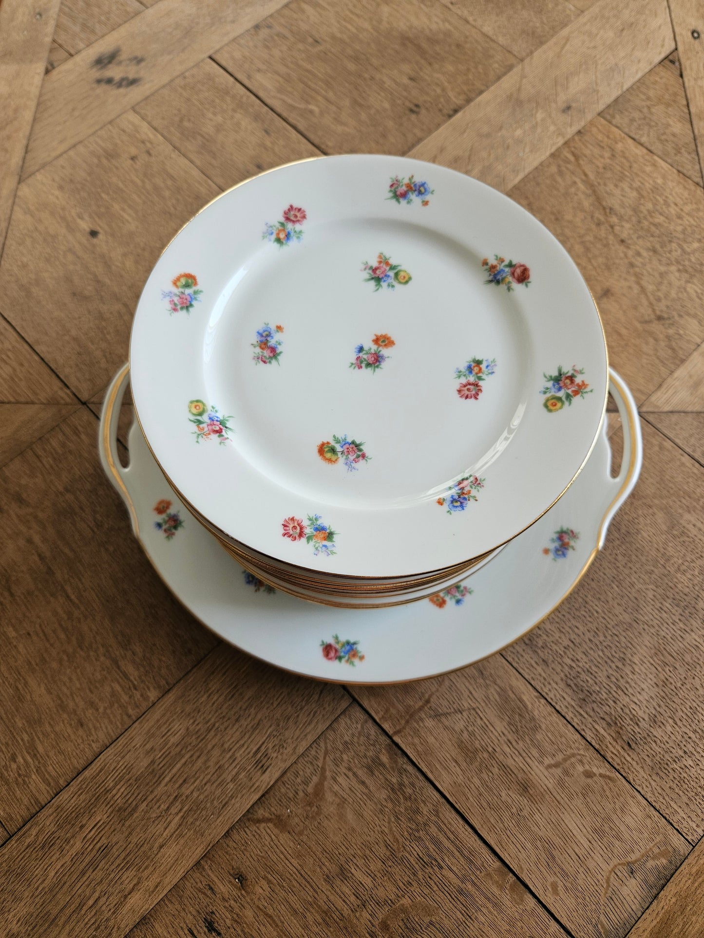 Service à dessert porcelaine de Limoges, fleuri