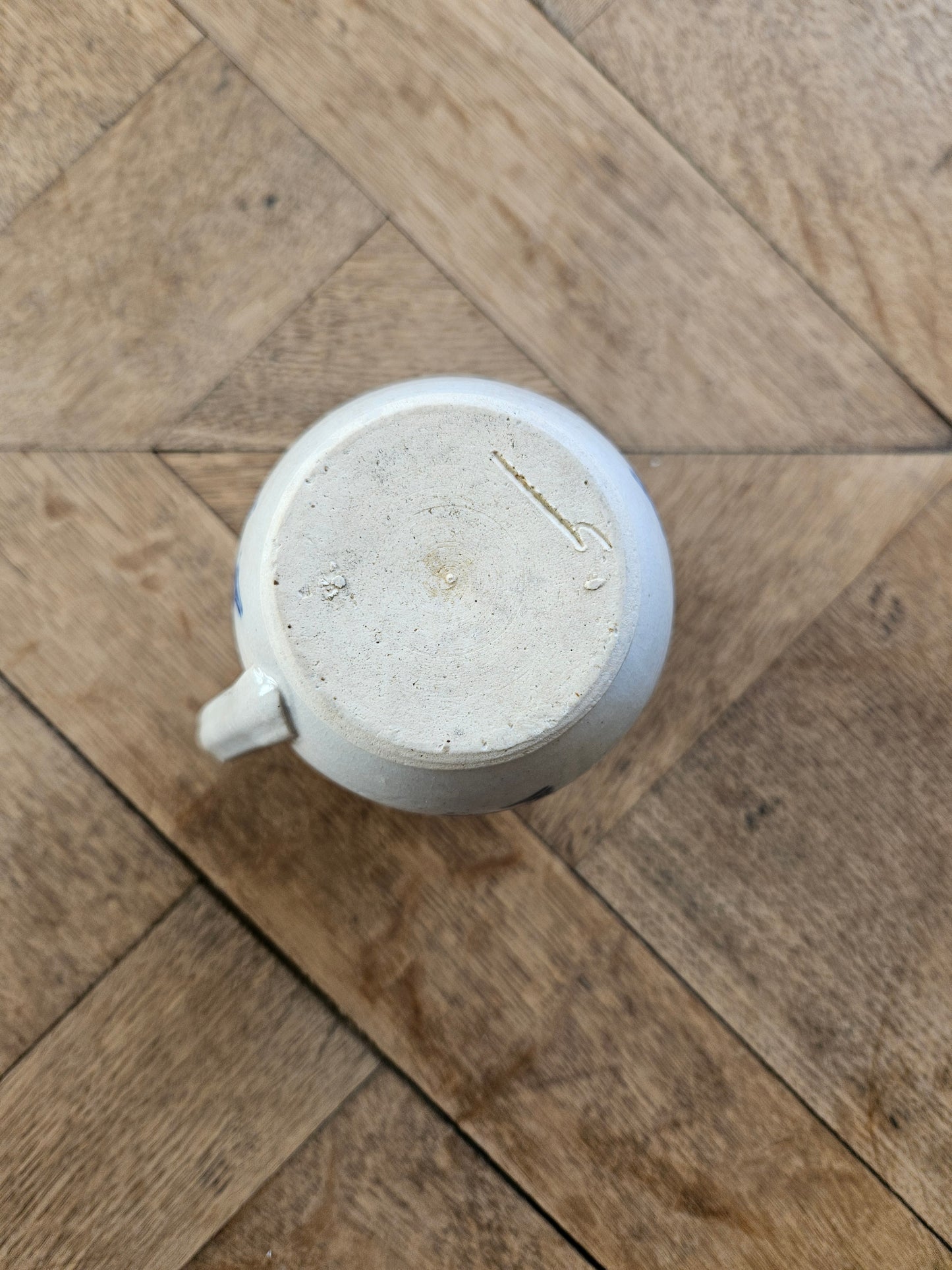 Petit pichet ancien St Uze