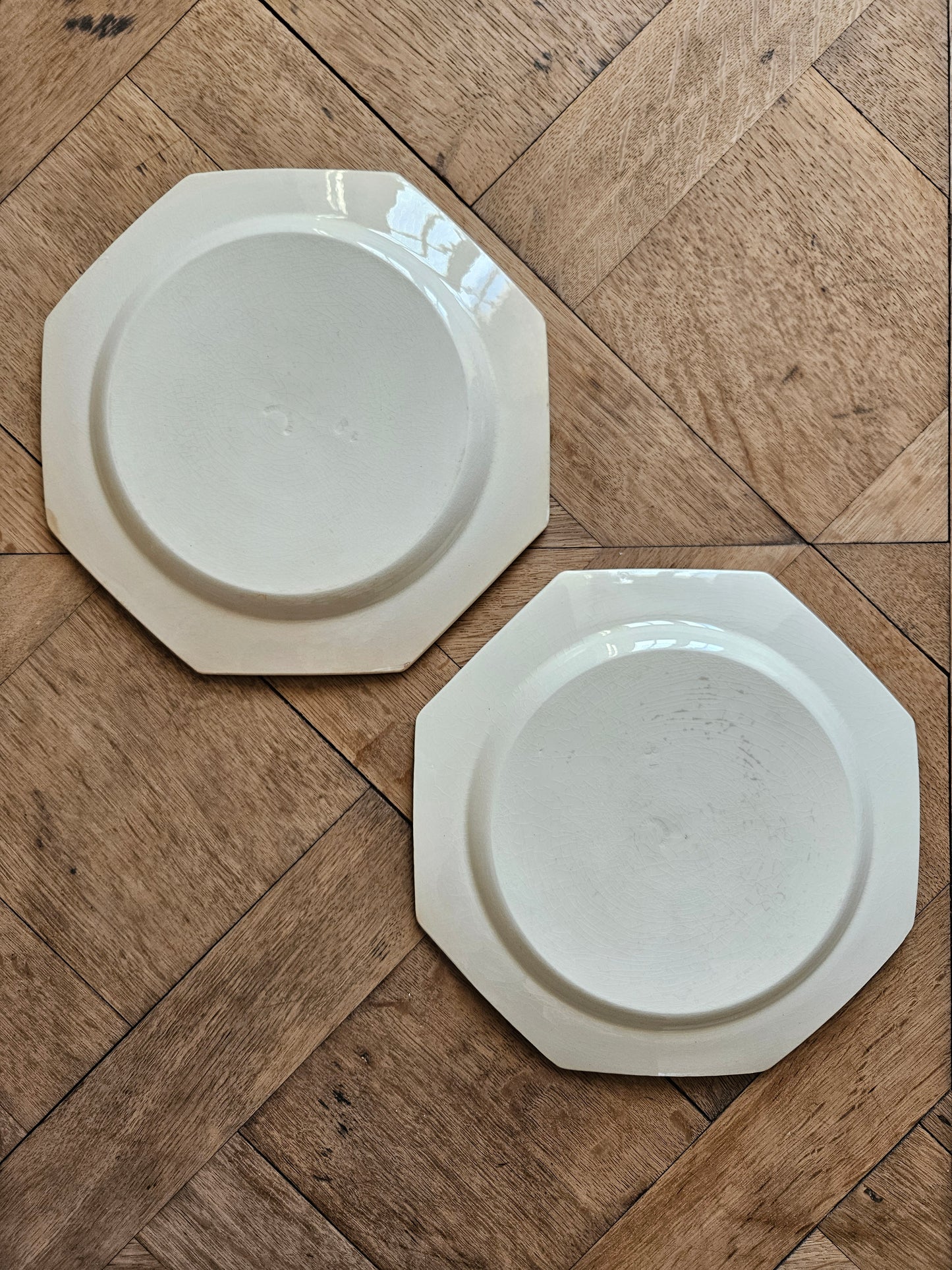 Assiettes plates octogonales Montereau