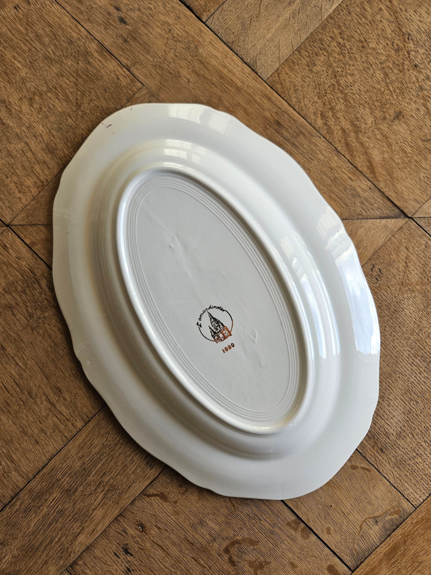 Plat ovale L’Amandinoise, petites fleurs