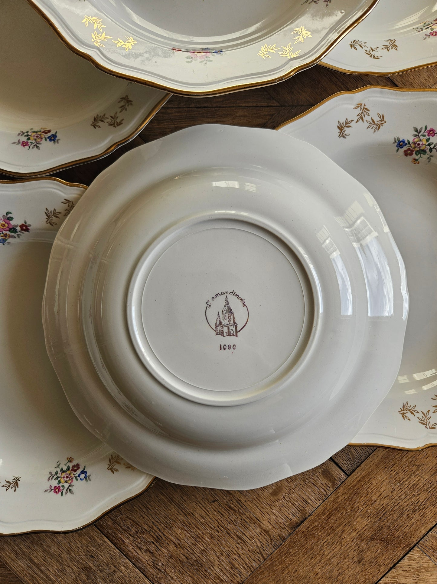 Assiettes creuses L’Amandinoise, petites fleurs