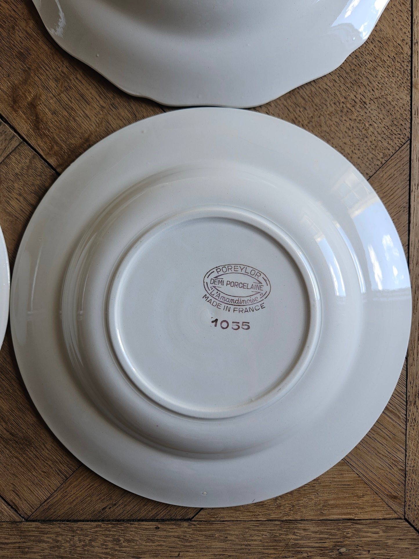 Assiettes creuses dépareillées 100% dépareillées