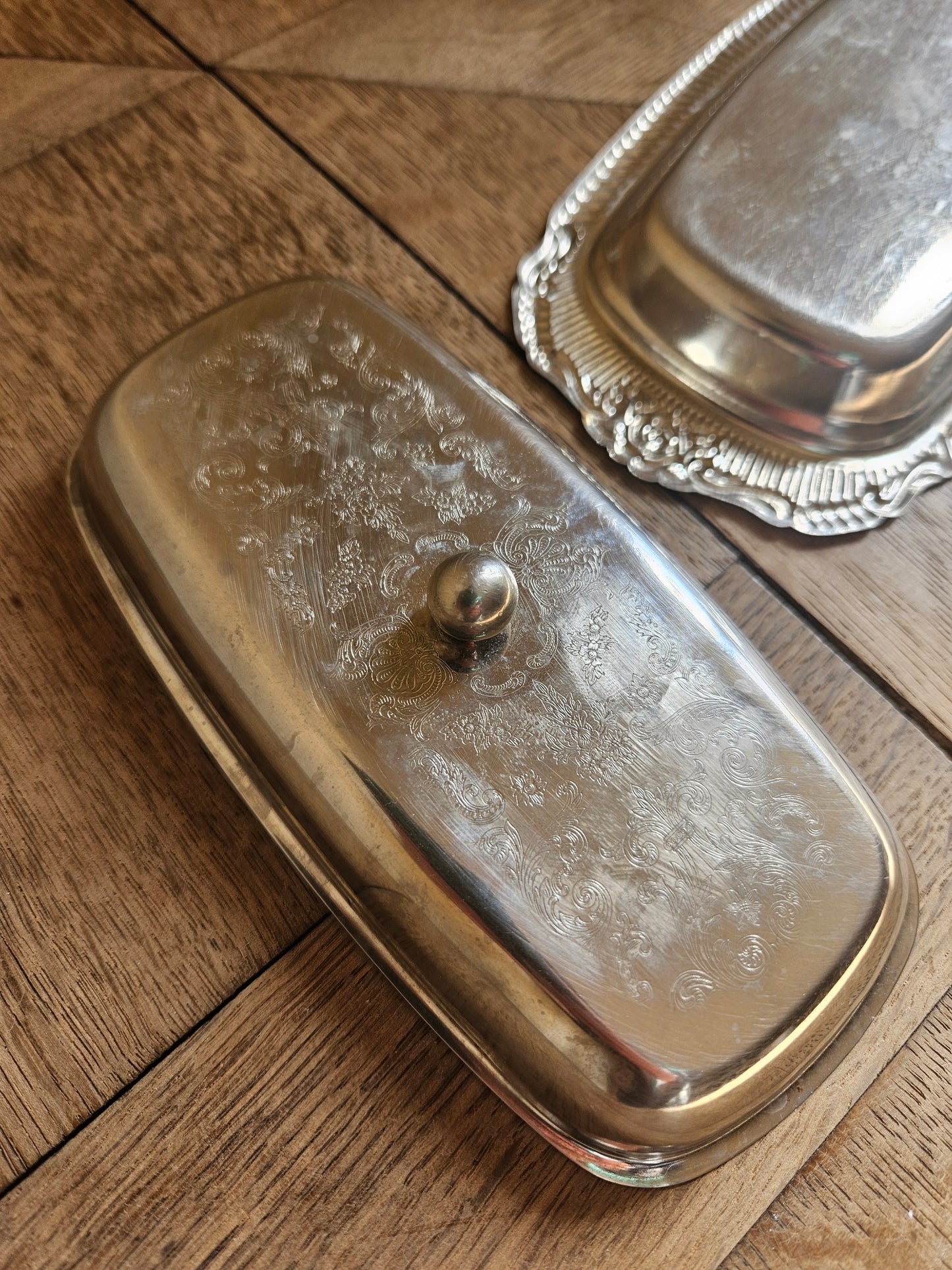 Beurrier métallique vintage