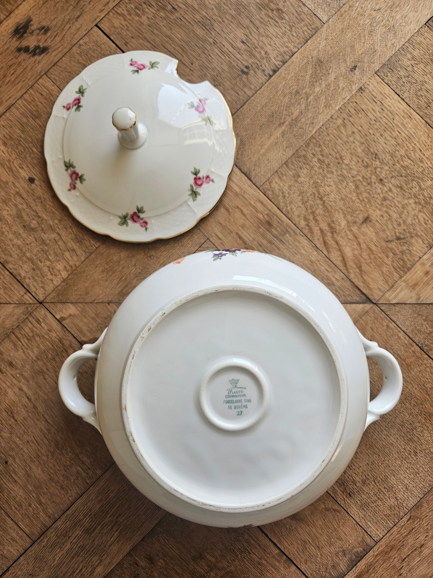 Soupière porcelaine de Bohême